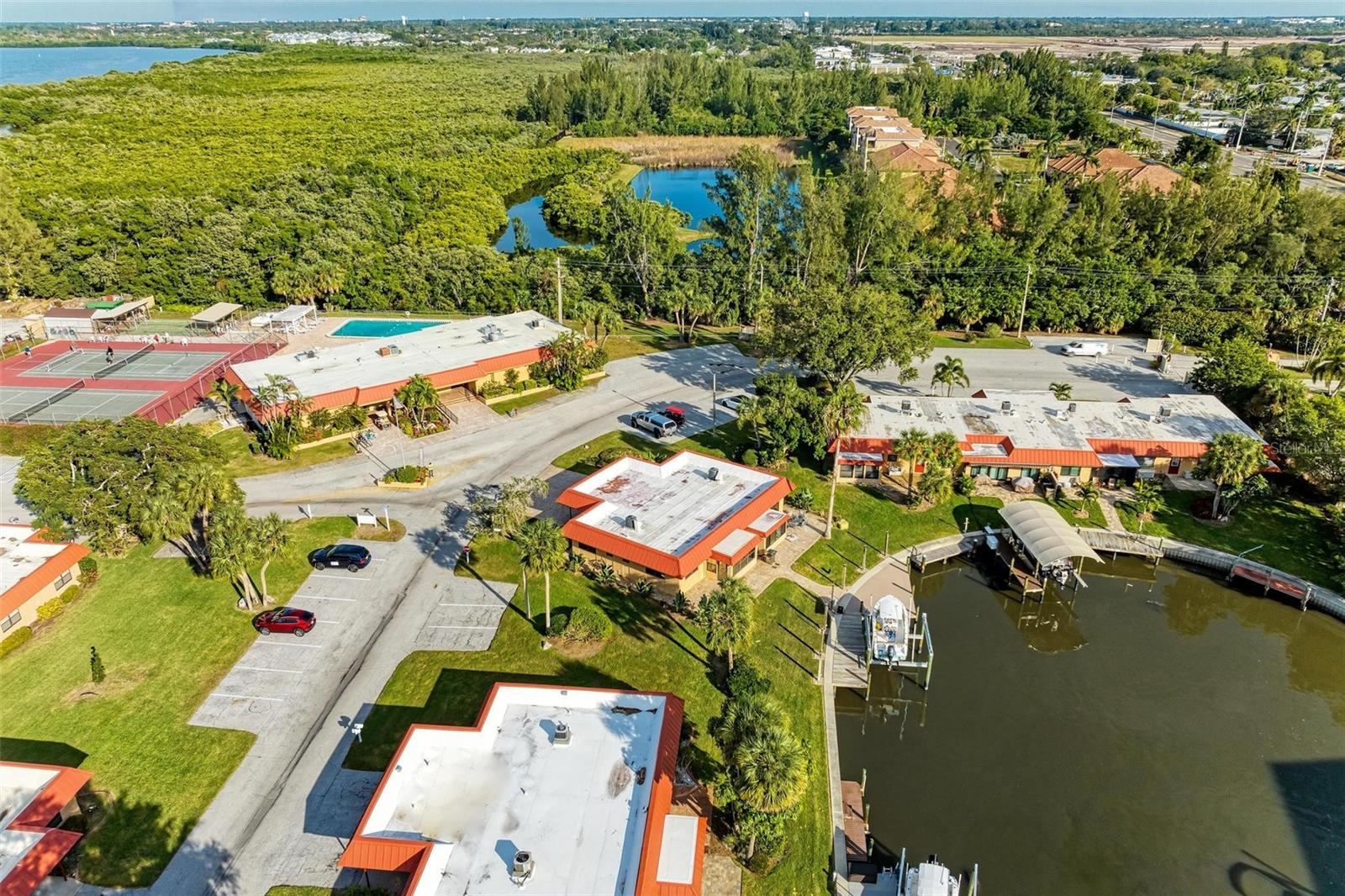 PALMA SOLA HARBOUR SEC 3 - Residential