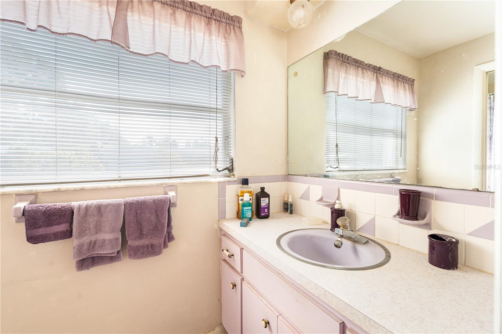 PINE OAK 2ND ADD - Residential