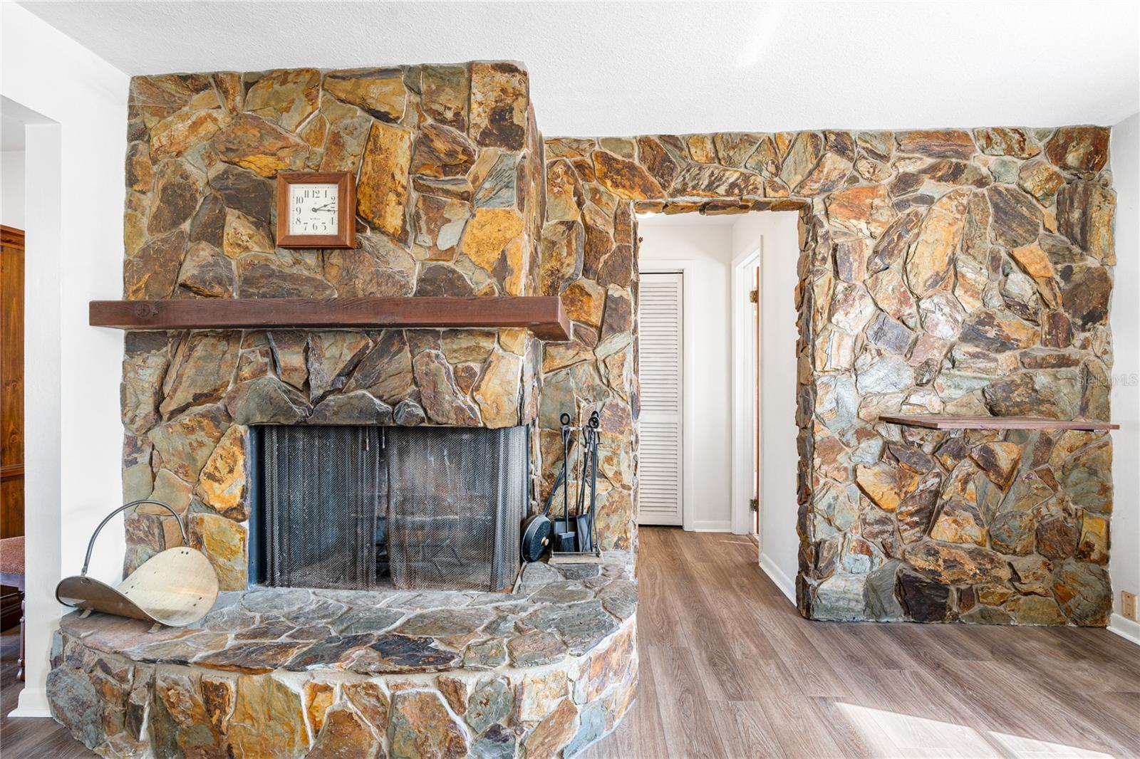 PINE OAK 2ND ADD - Residential