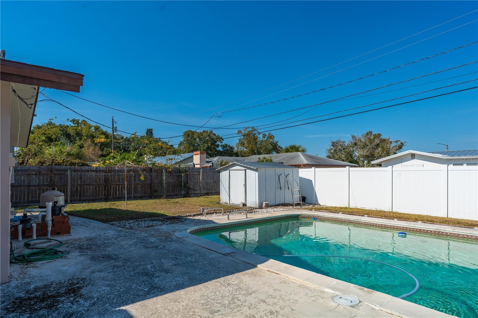 PINE OAK 2ND ADD - Residential