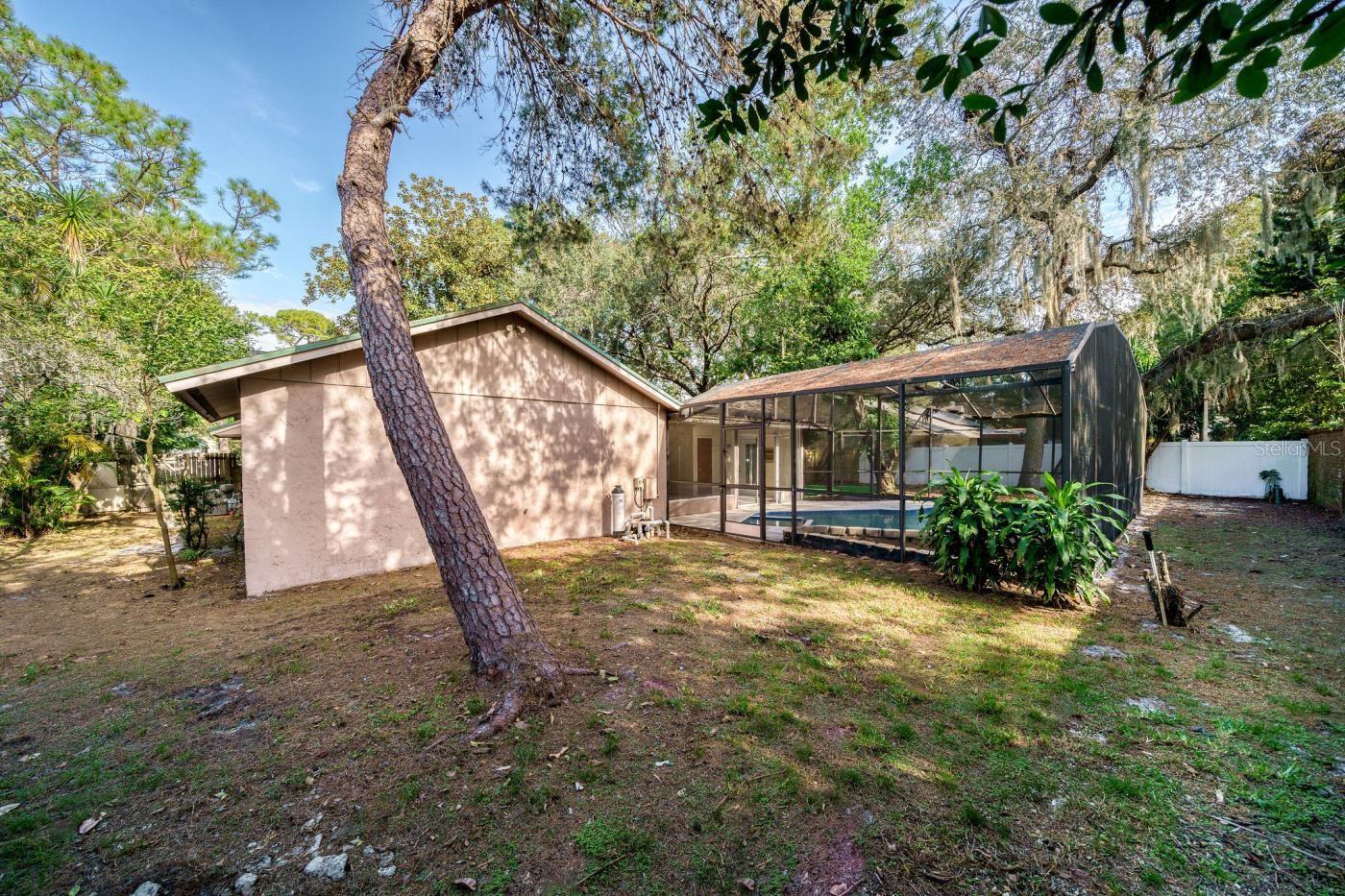 BAY LAKES AT GRANADA SEC 03 - Residential