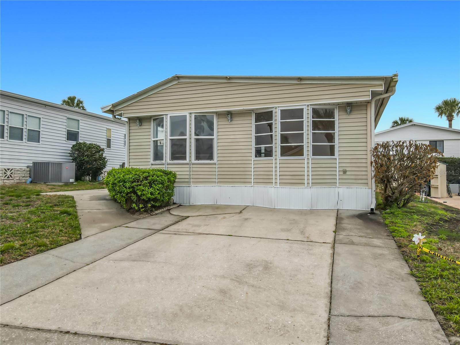 CAREFREE RV COUNTRY CLUB - Residential