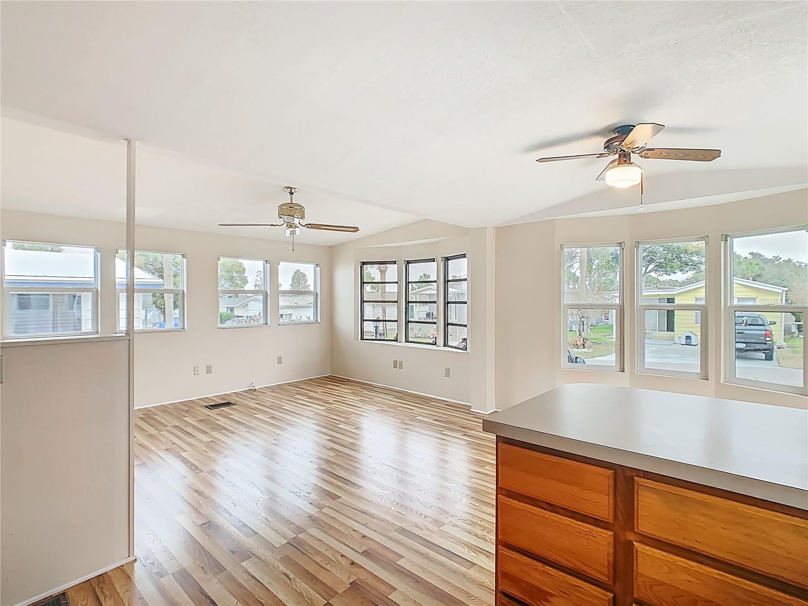 CAREFREE RV COUNTRY CLUB - Residential