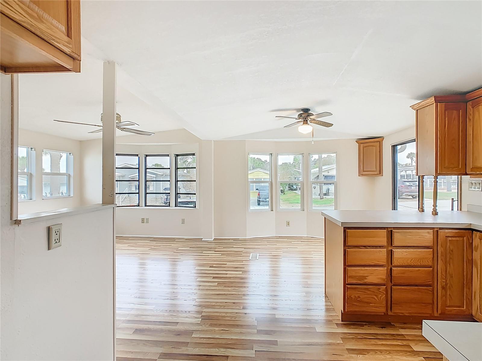 CAREFREE RV COUNTRY CLUB - Residential