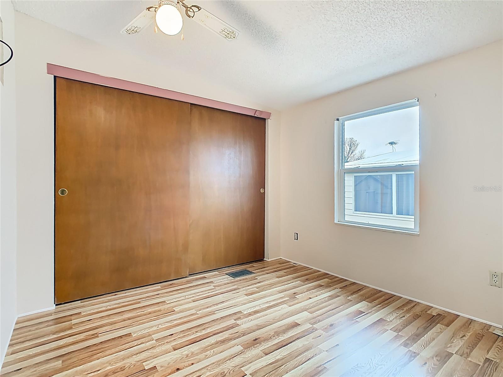 CAREFREE RV COUNTRY CLUB - Residential