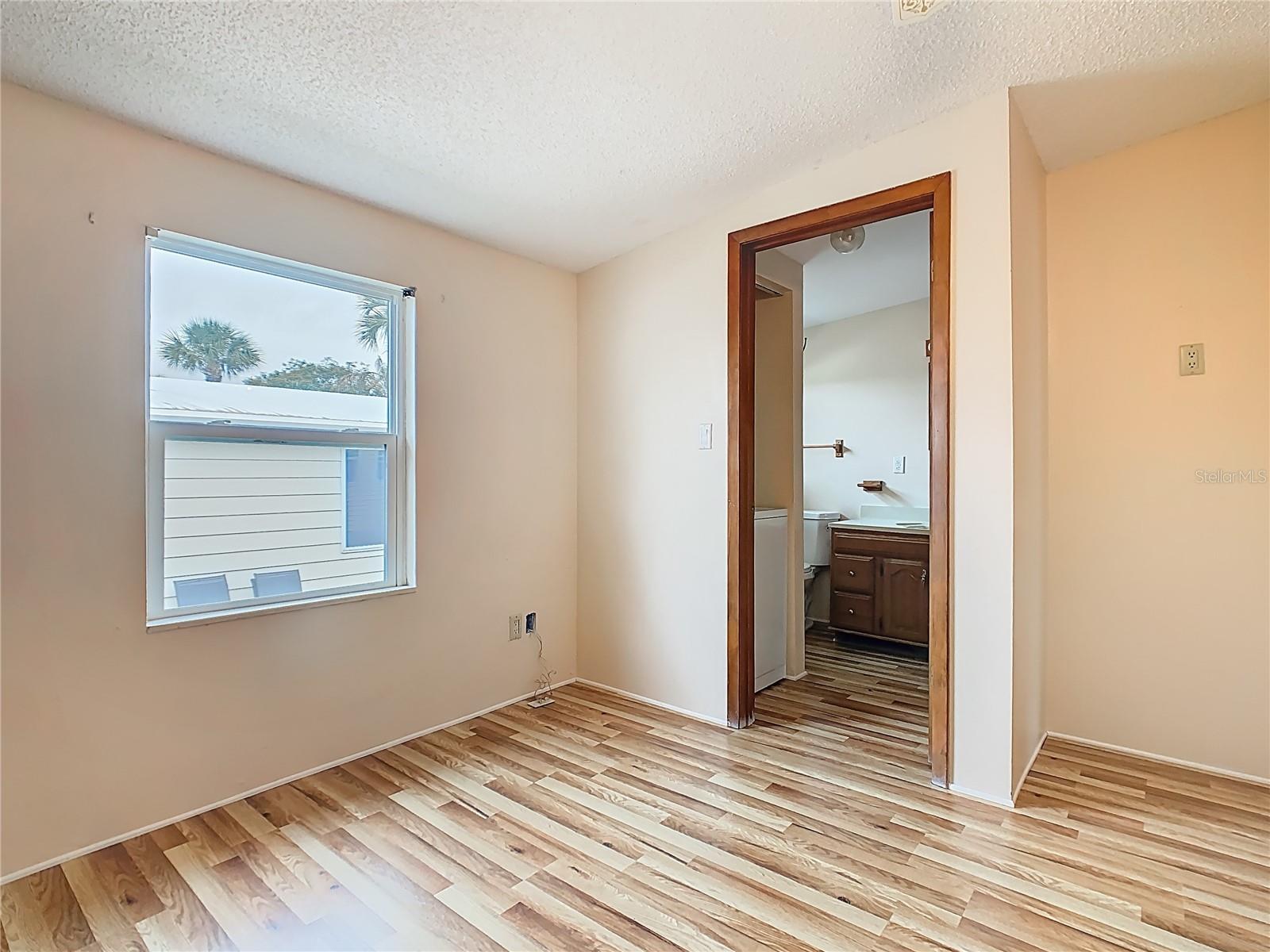 CAREFREE RV COUNTRY CLUB - Residential