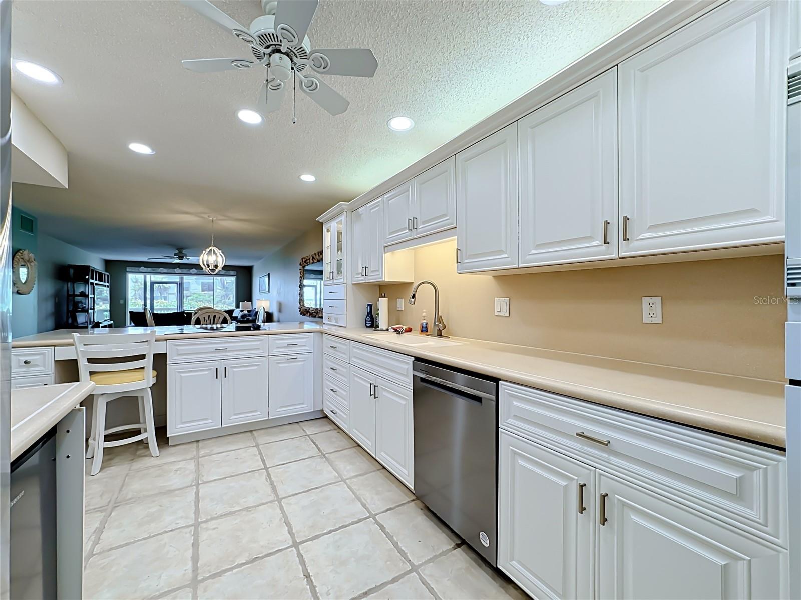 PELICAN COVE VII - Residential