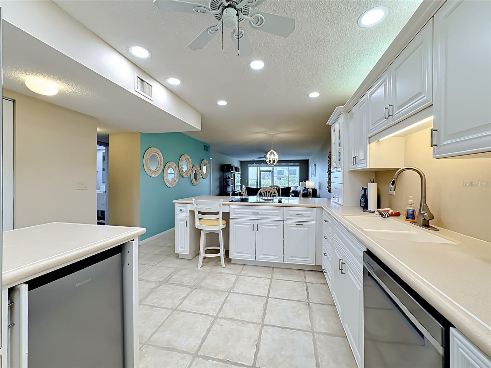PELICAN COVE VII - Residential