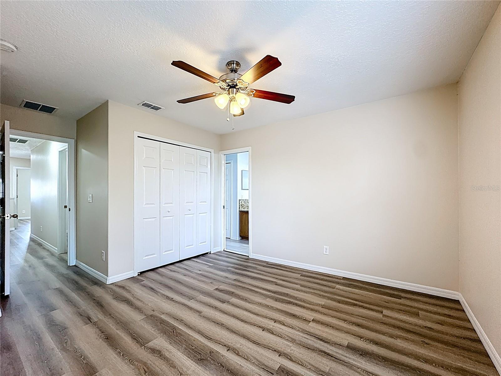 JOHNS LANDING PH 02 48 138 - Residential