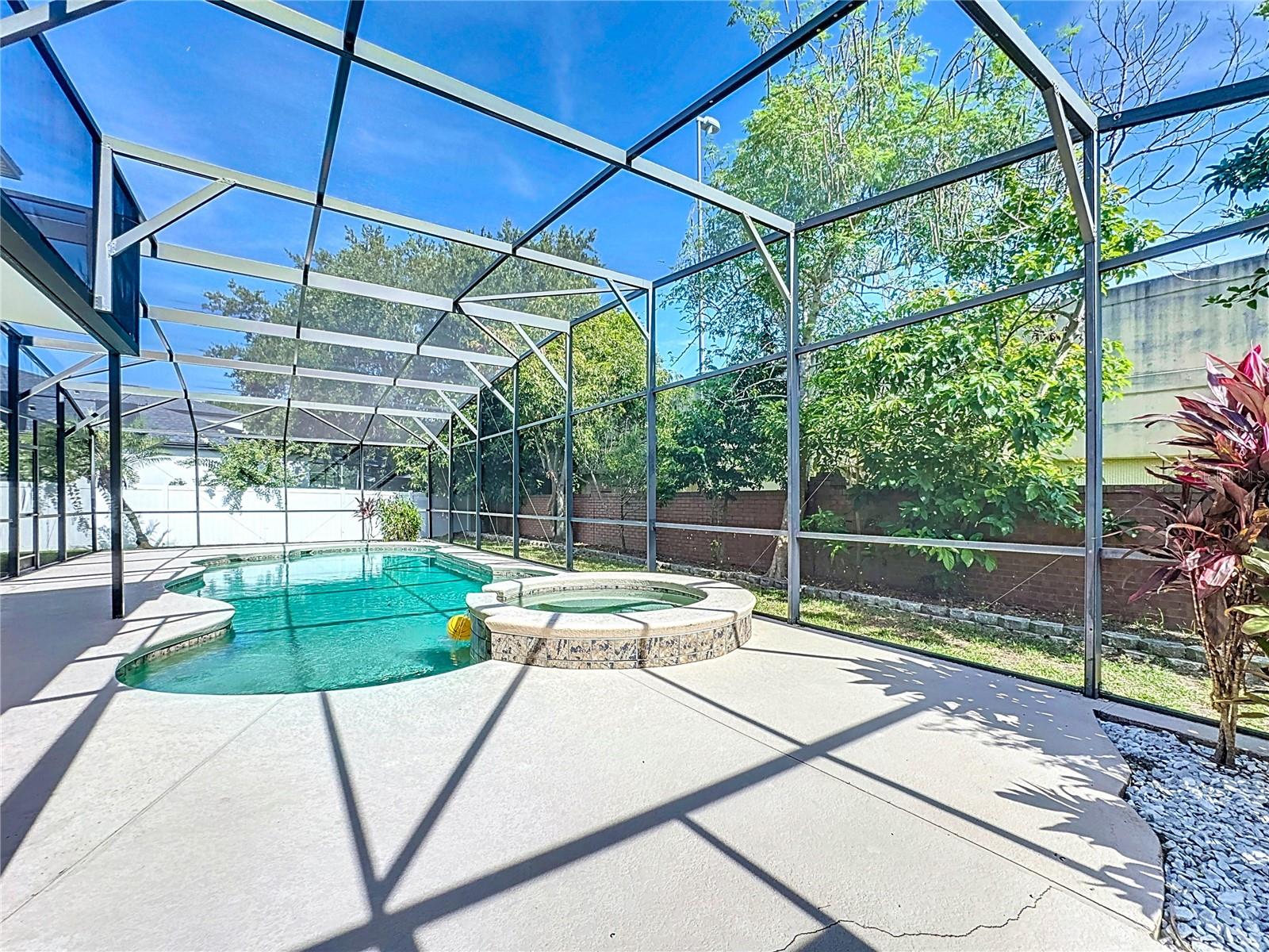 JOHNS LANDING PH 02 48 138 - Residential