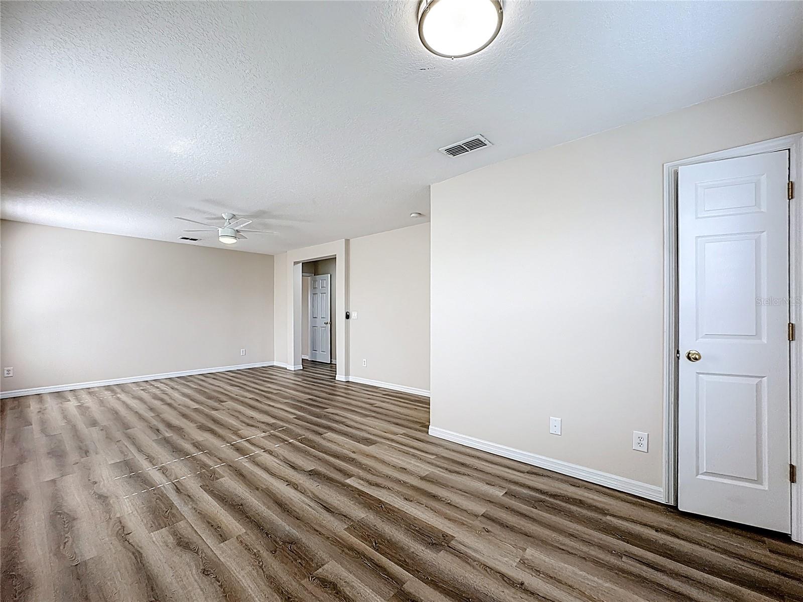 JOHNS LANDING PH 02 48 138 - Residential