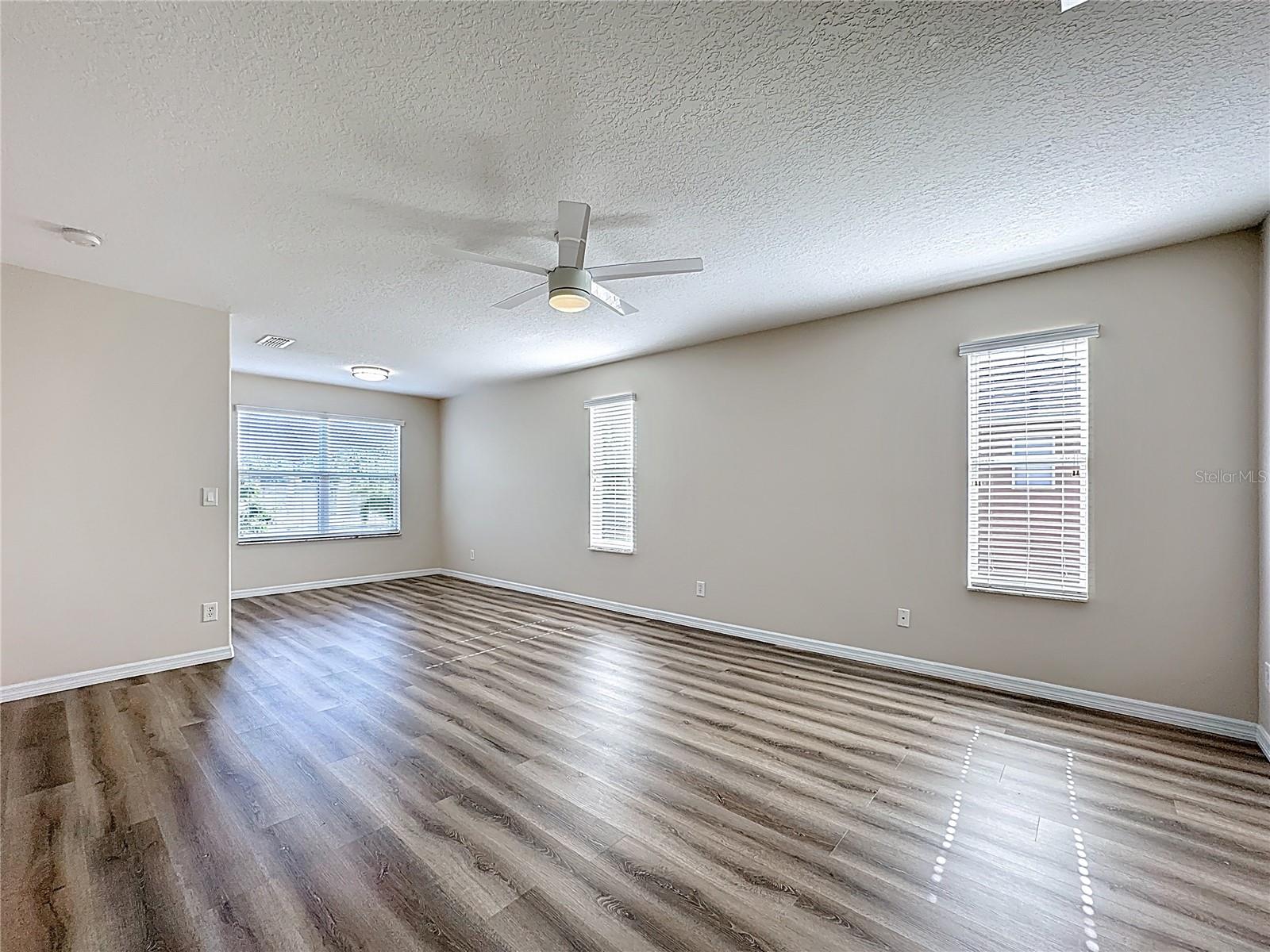 JOHNS LANDING PH 02 48 138 - Residential