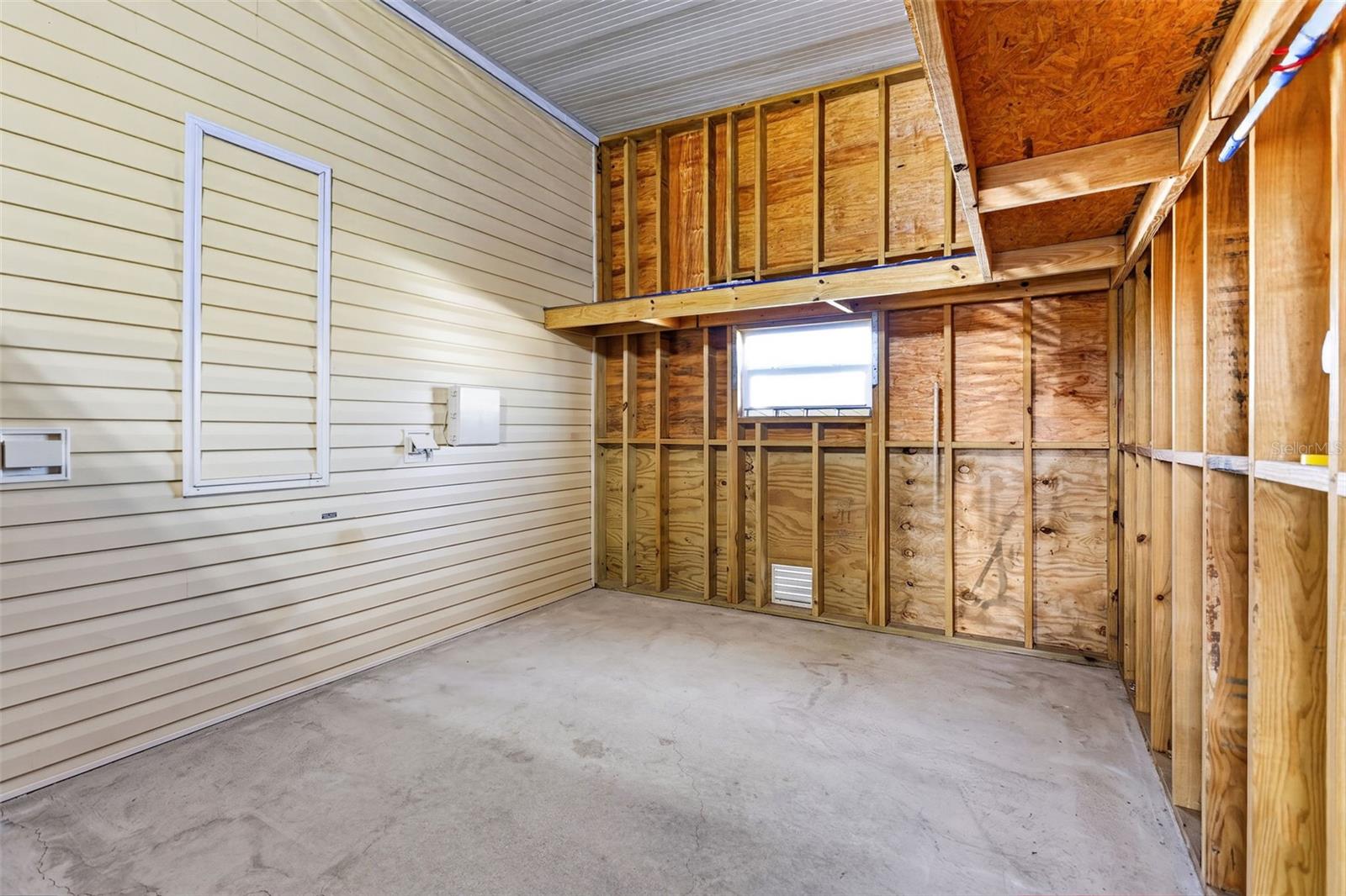 LA CASA MHP CO-OP - Residential