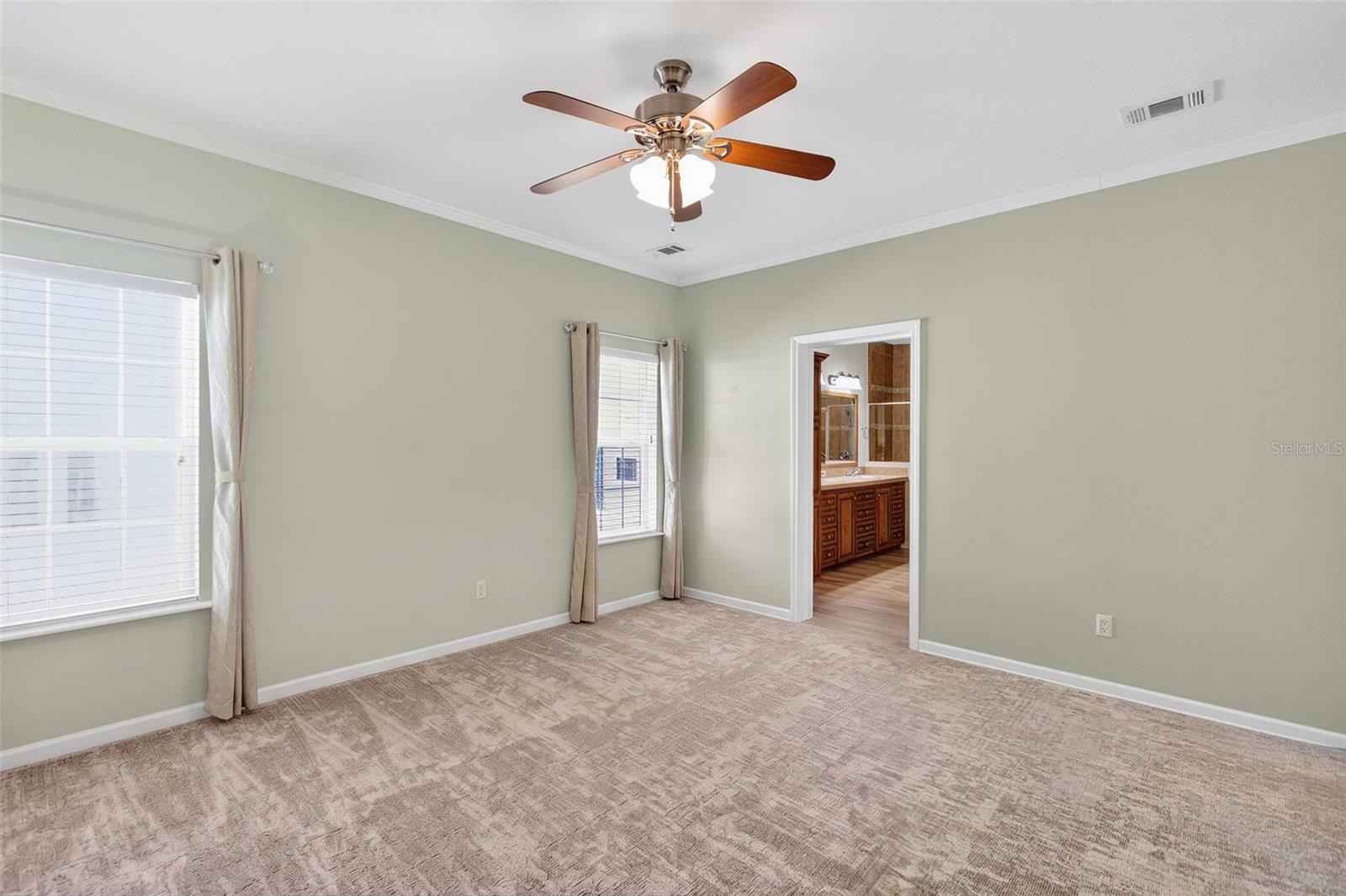 LA CASA MHP CO-OP - Residential