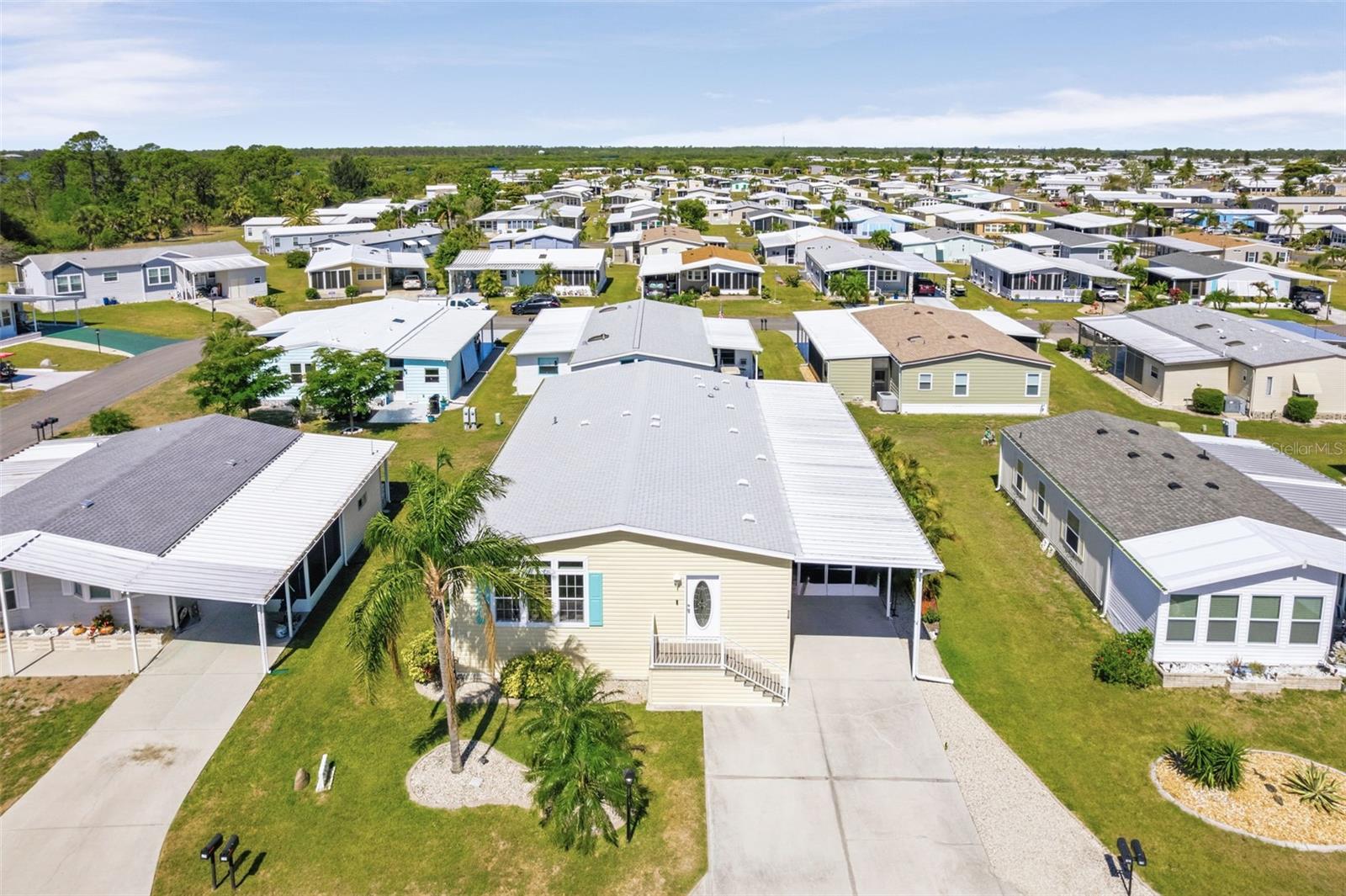 LA CASA MHP CO-OP - Residential