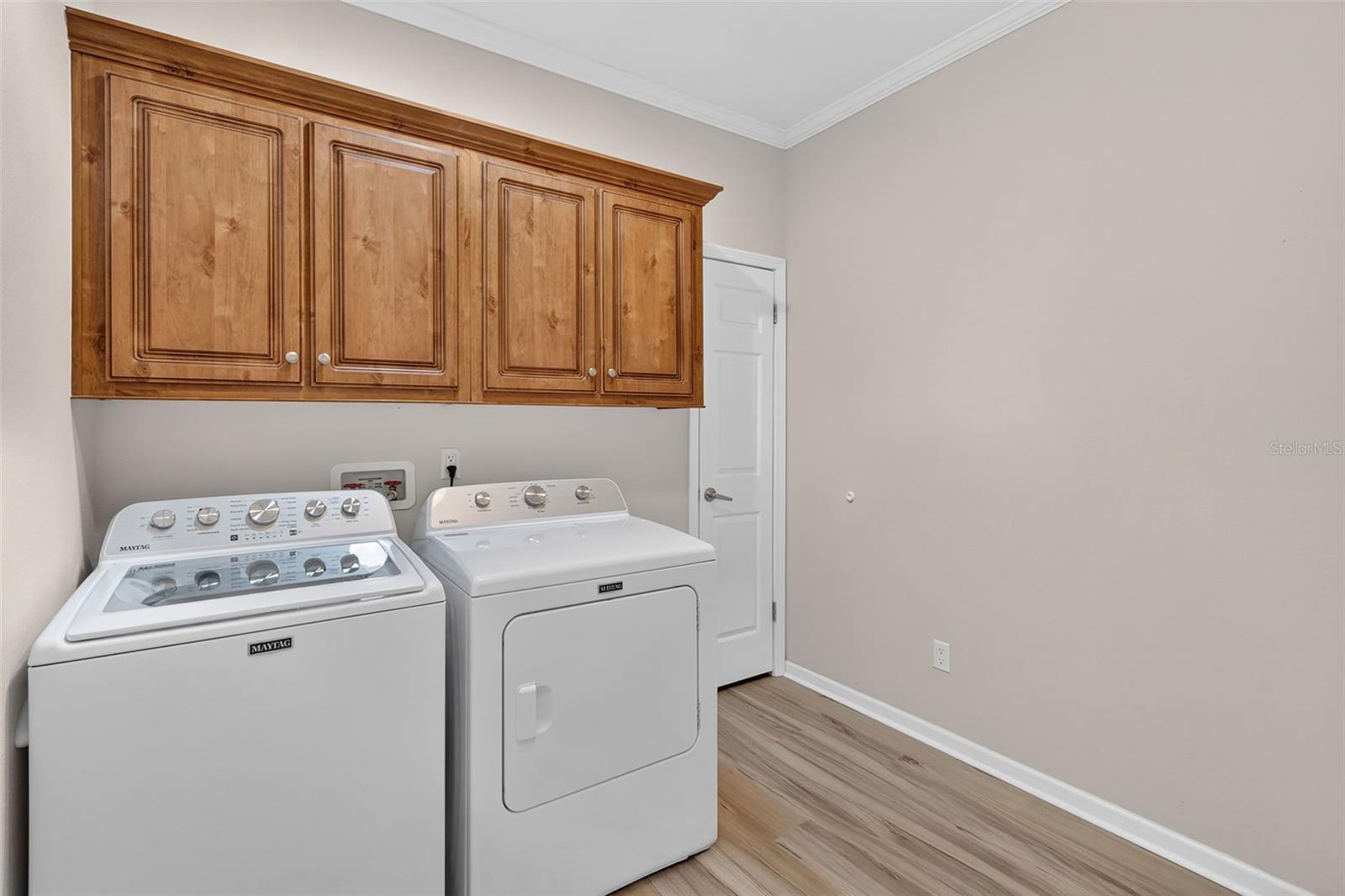 LA CASA MHP CO-OP - Residential