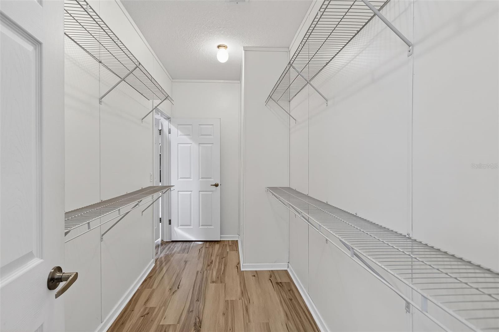 LA CASA MHP CO-OP - Residential