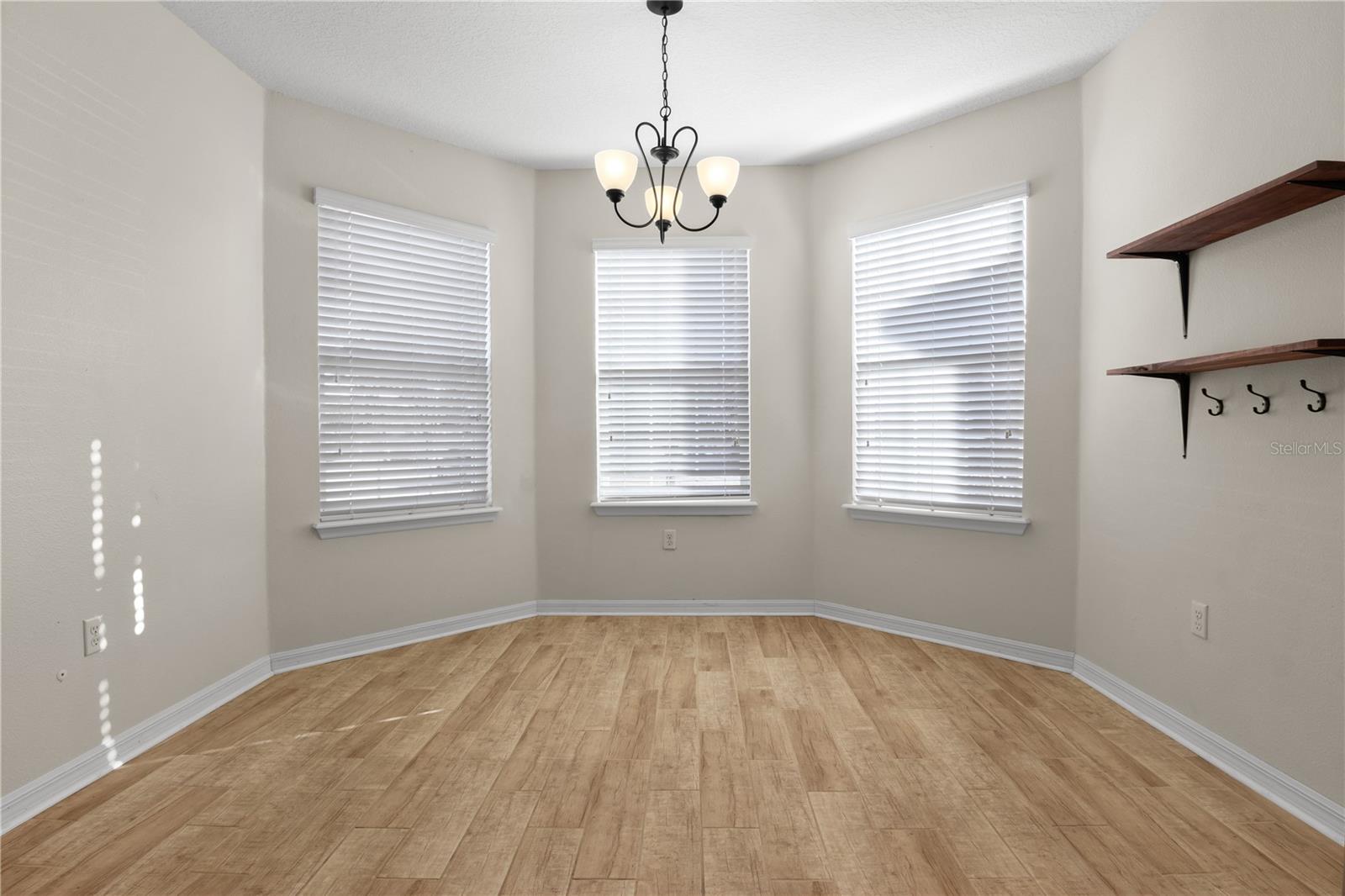 PATTERSON GROVES - Residential