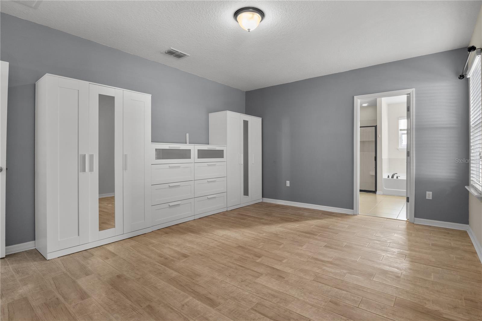 PATTERSON GROVES - Residential