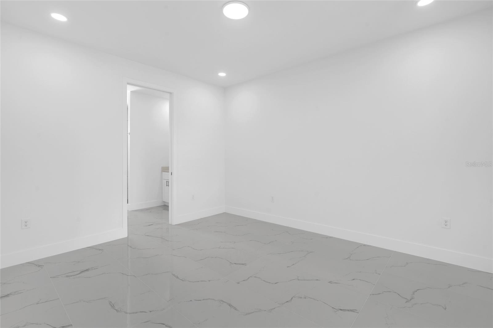 PORT CHARLOTTE - Residential