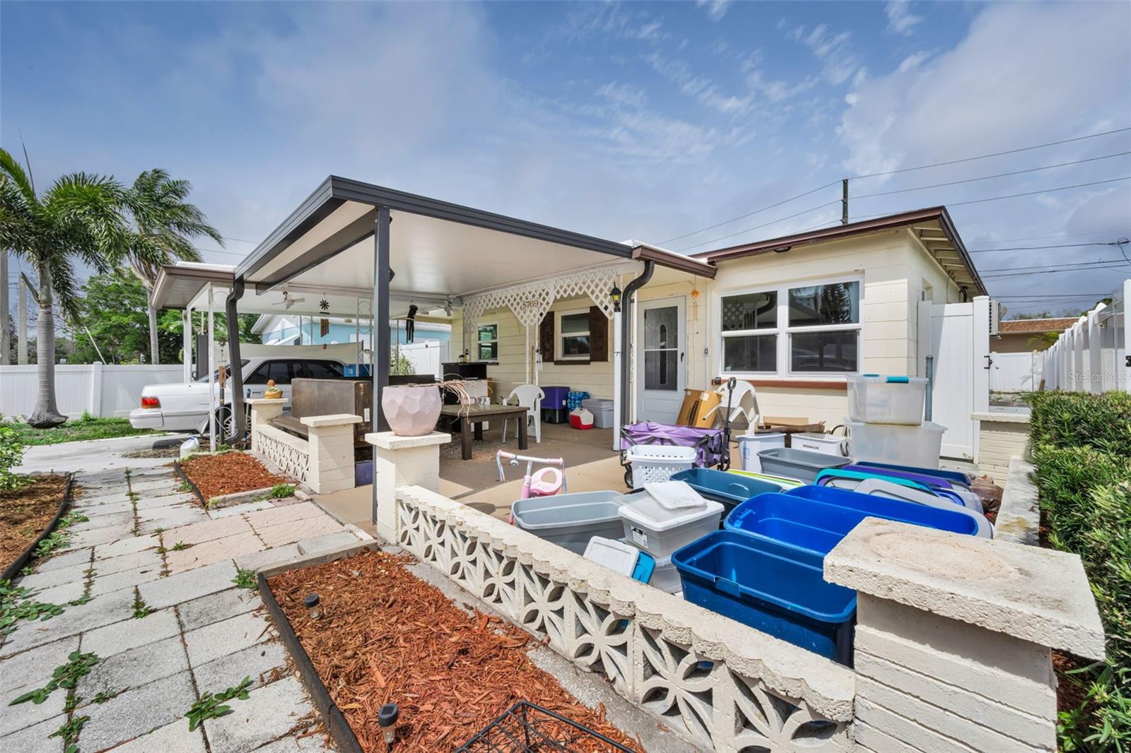 COLONIAL PARKS SUB - Residential