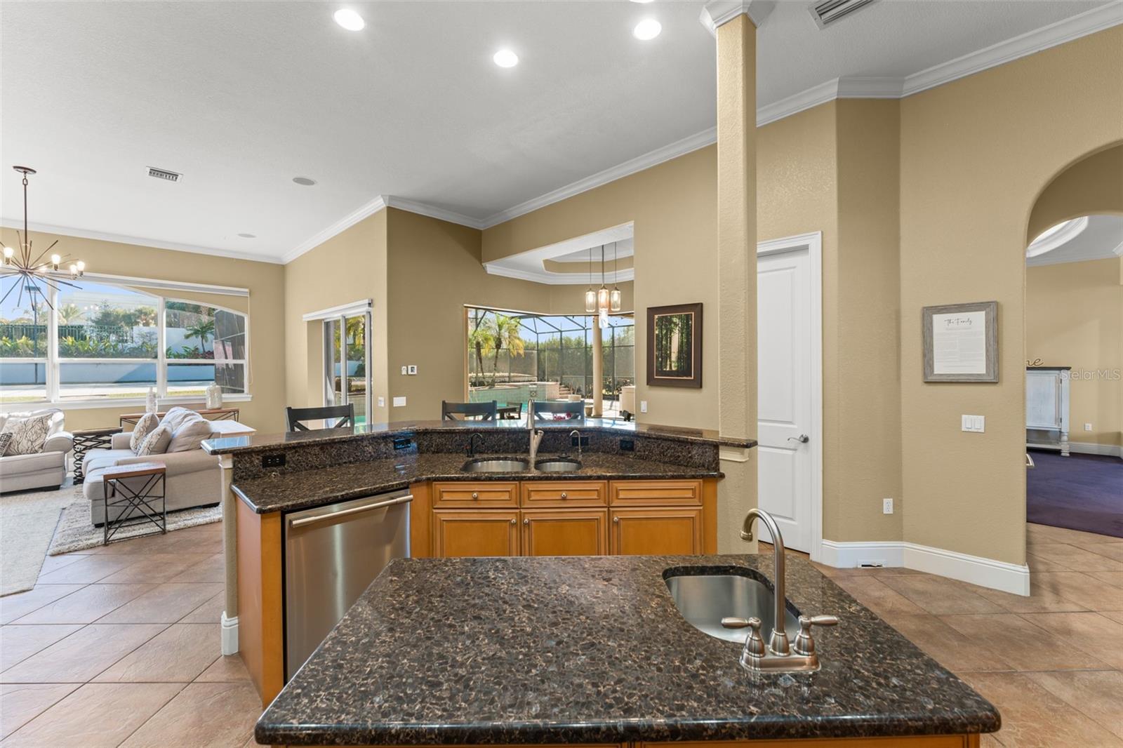 HARBOR ISLE - Residential