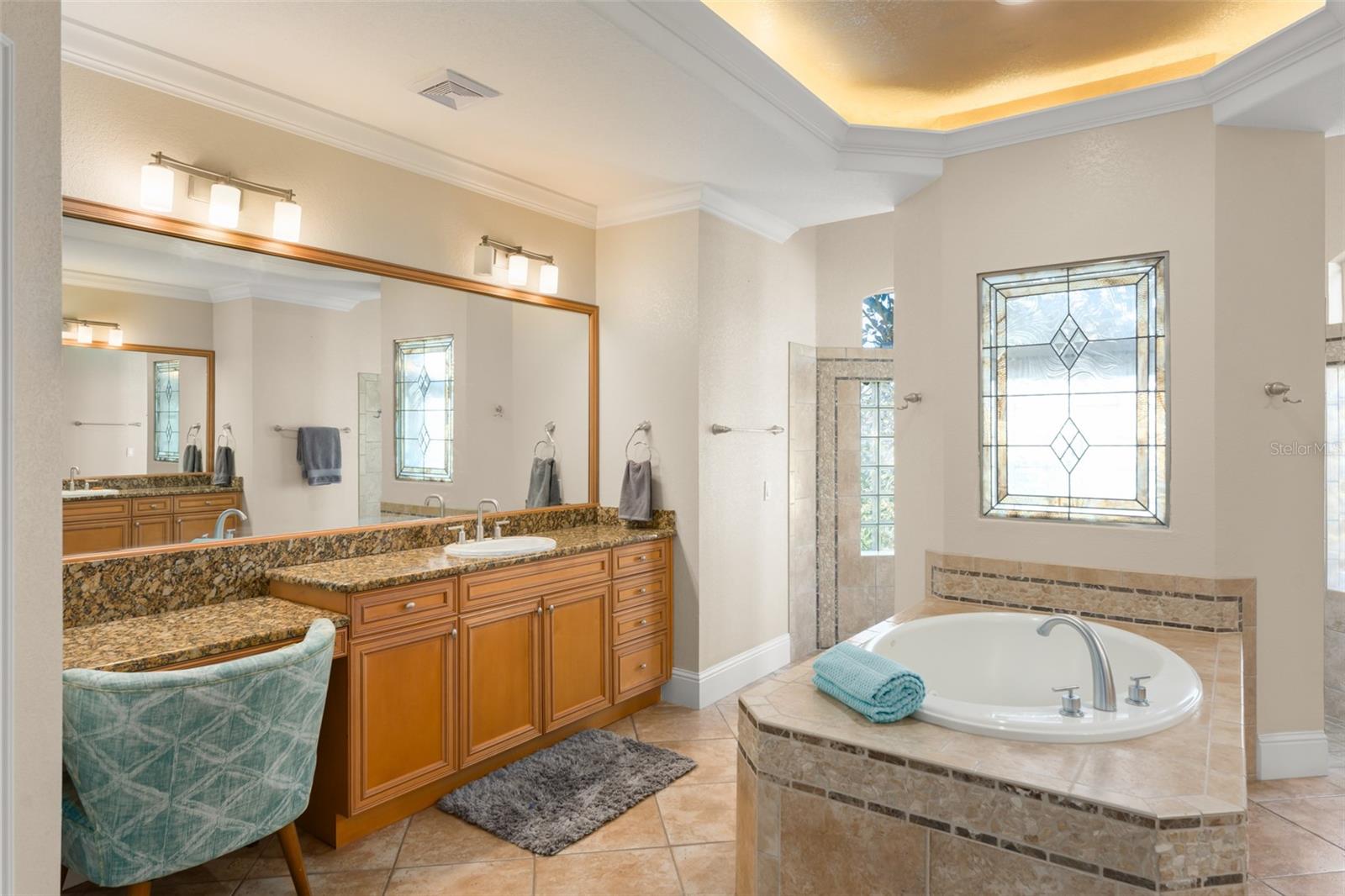 HARBOR ISLE - Residential