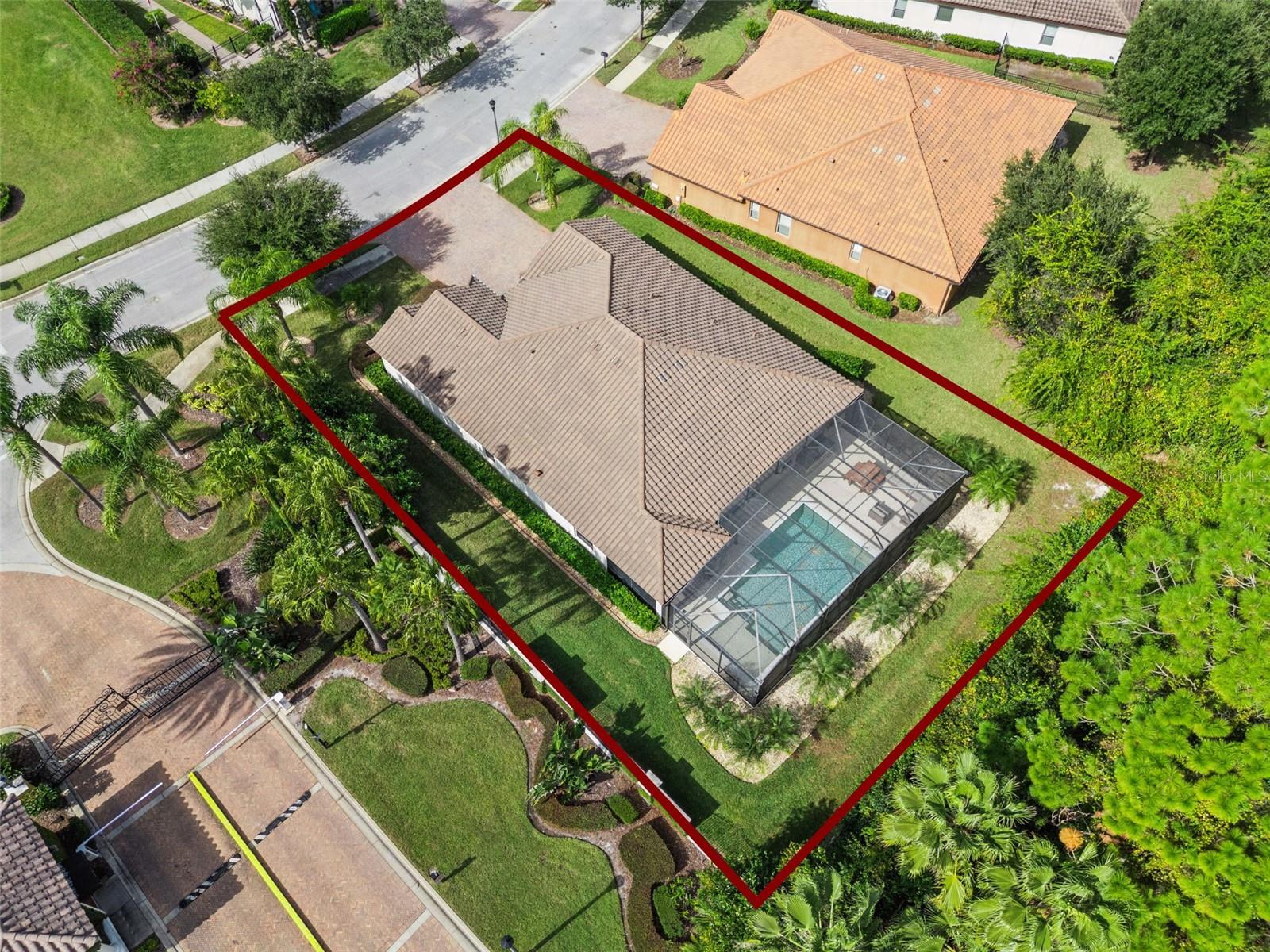 RIVIERA BELLA UNIT 2B - Residential