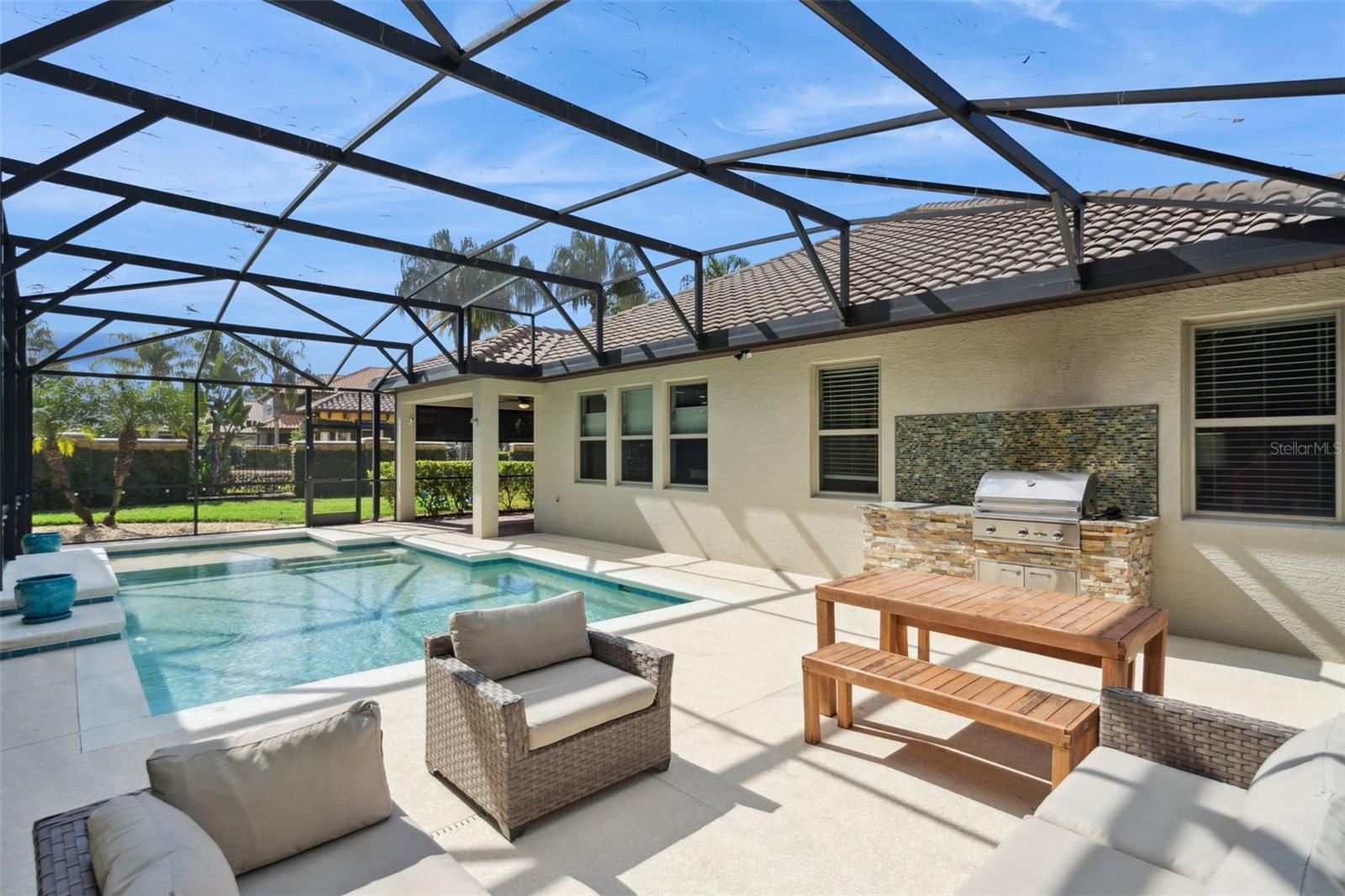 RIVIERA BELLA UNIT 2B - Residential