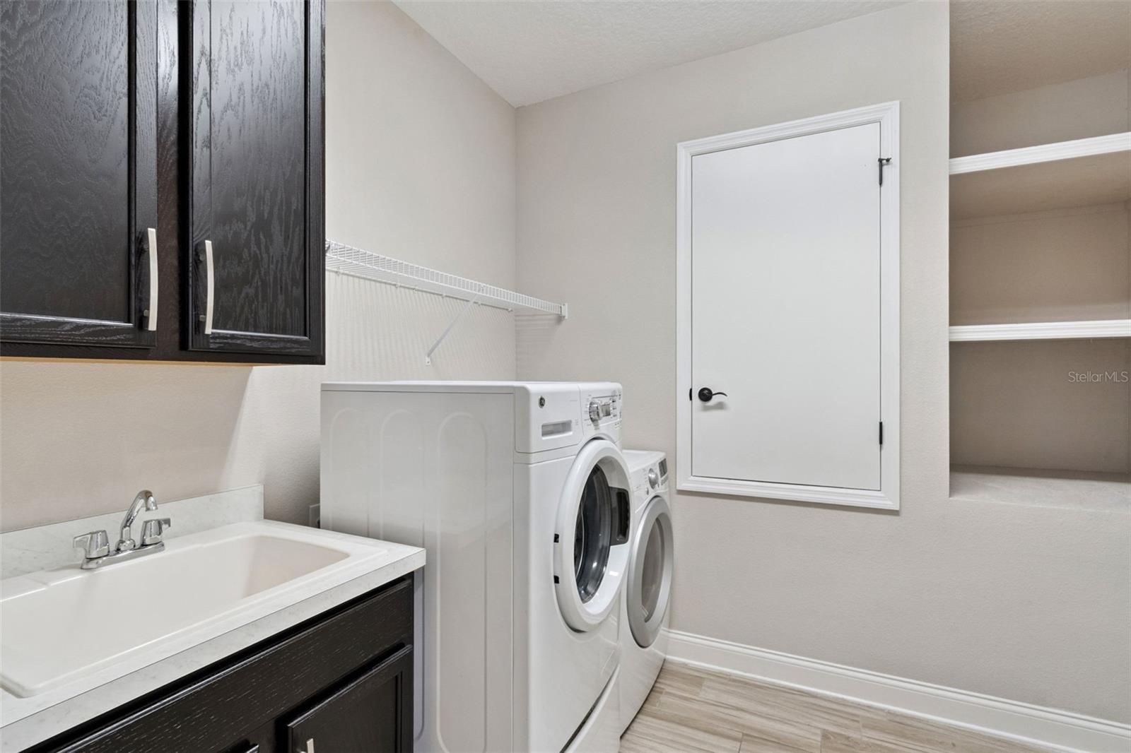 RIVIERA BELLA UNIT 2B - Residential