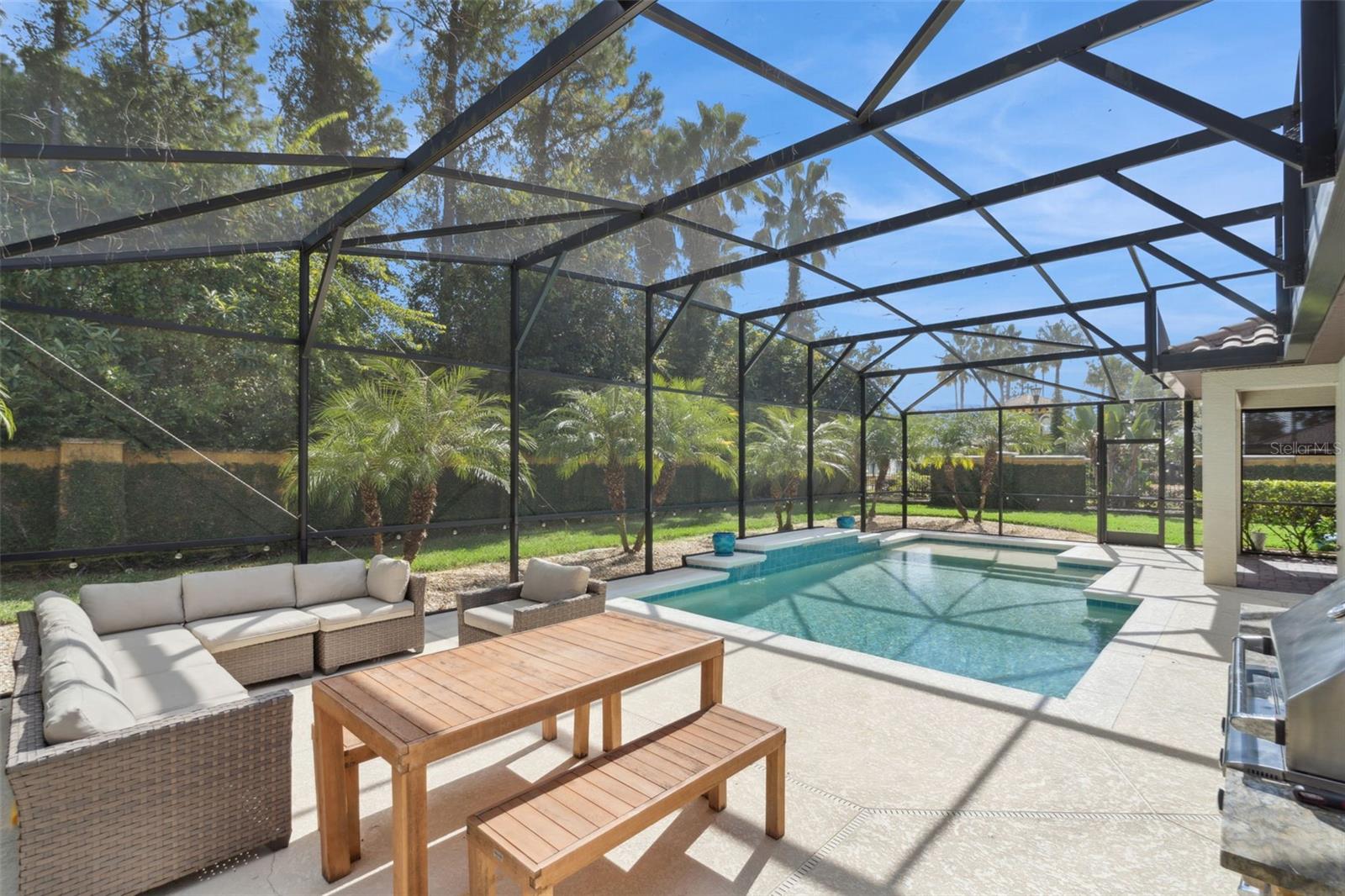 RIVIERA BELLA UNIT 2B - Residential