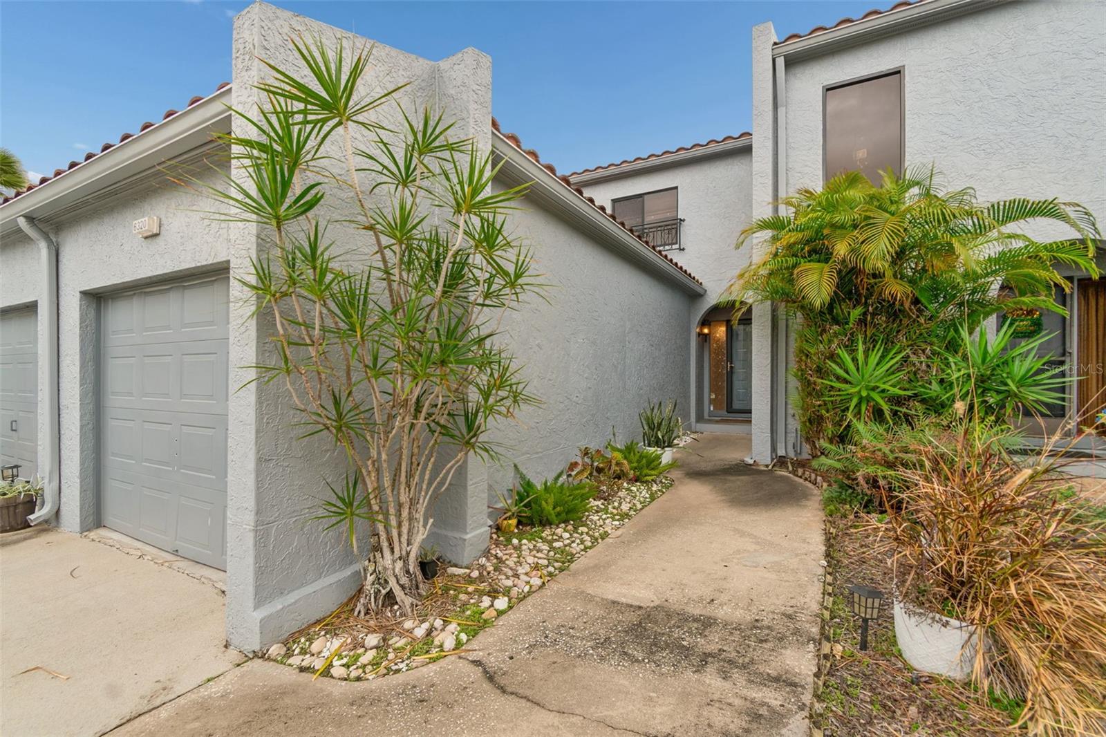 COLONY BAY CONDO ONE - Residential