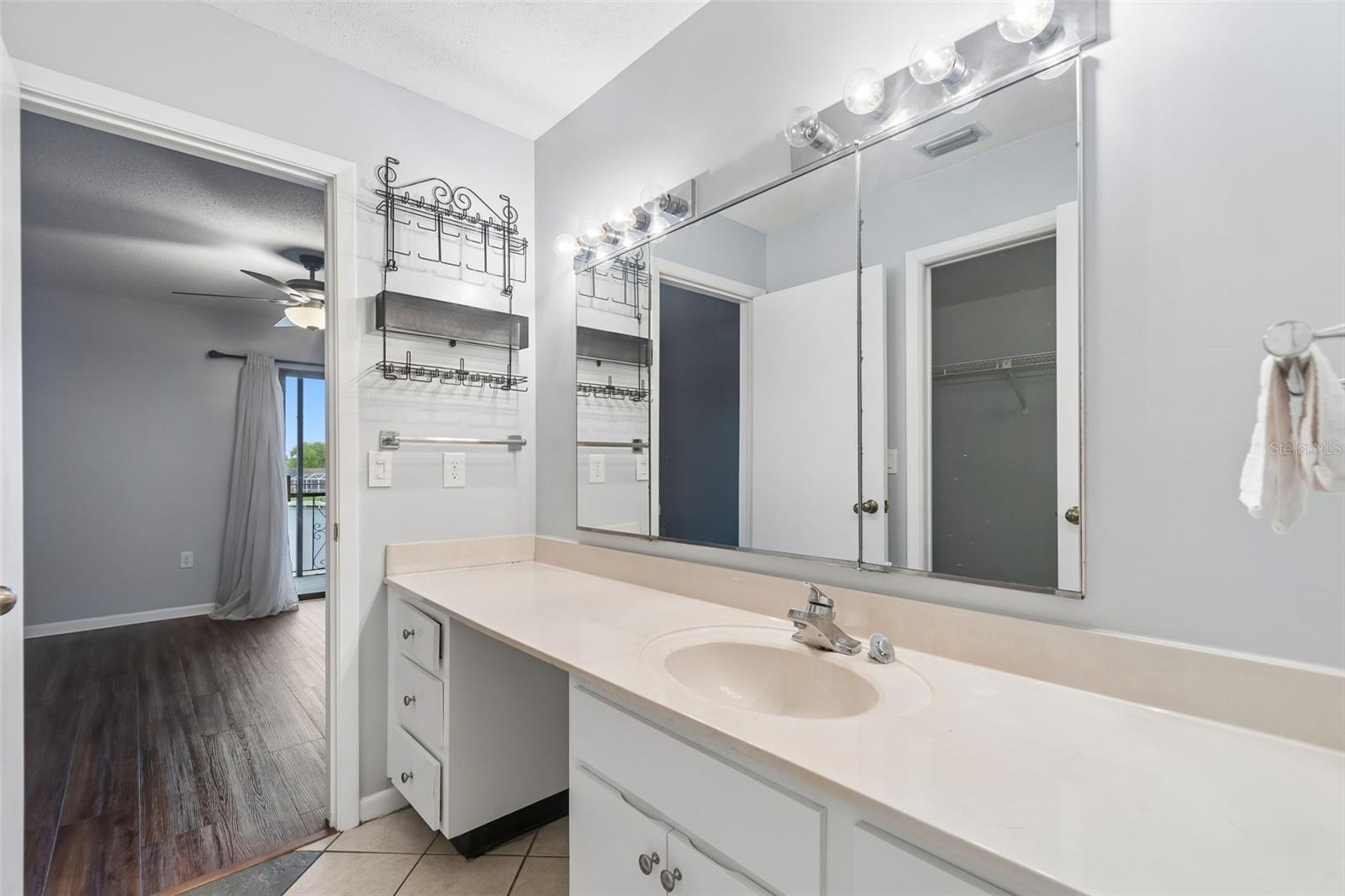 COLONY BAY CONDO ONE - Residential