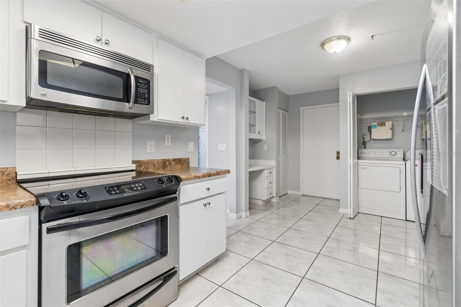 COLONY BAY CONDO ONE - Residential