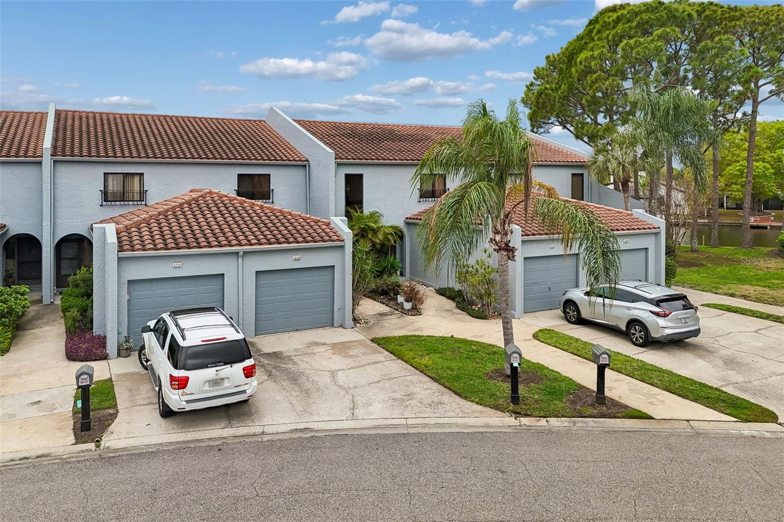 COLONY BAY CONDO ONE - Residential