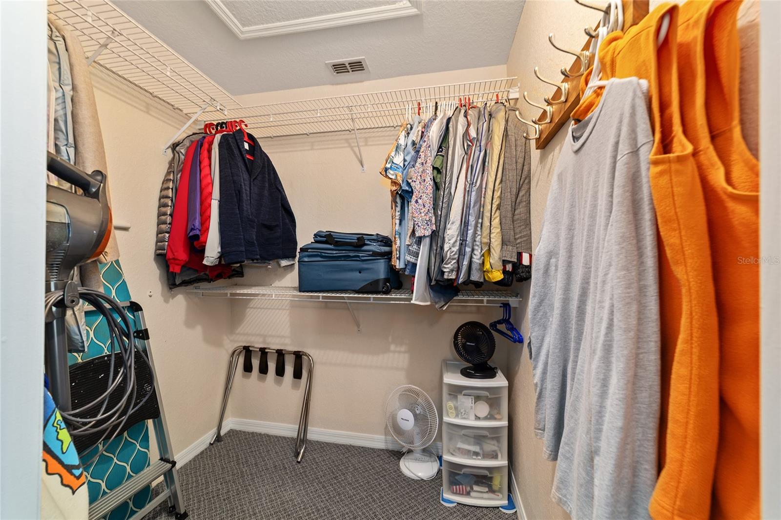 OAK RUN FAIRWAY OAKS - Residential