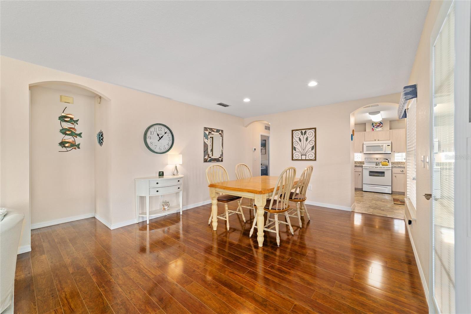 OAK RUN FAIRWAY OAKS - Residential