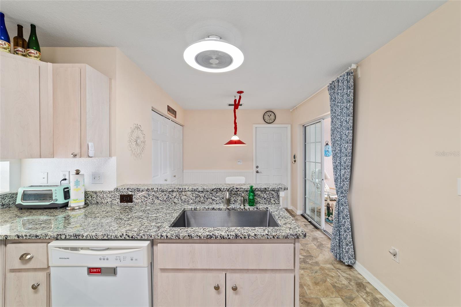 OAK RUN FAIRWAY OAKS - Residential