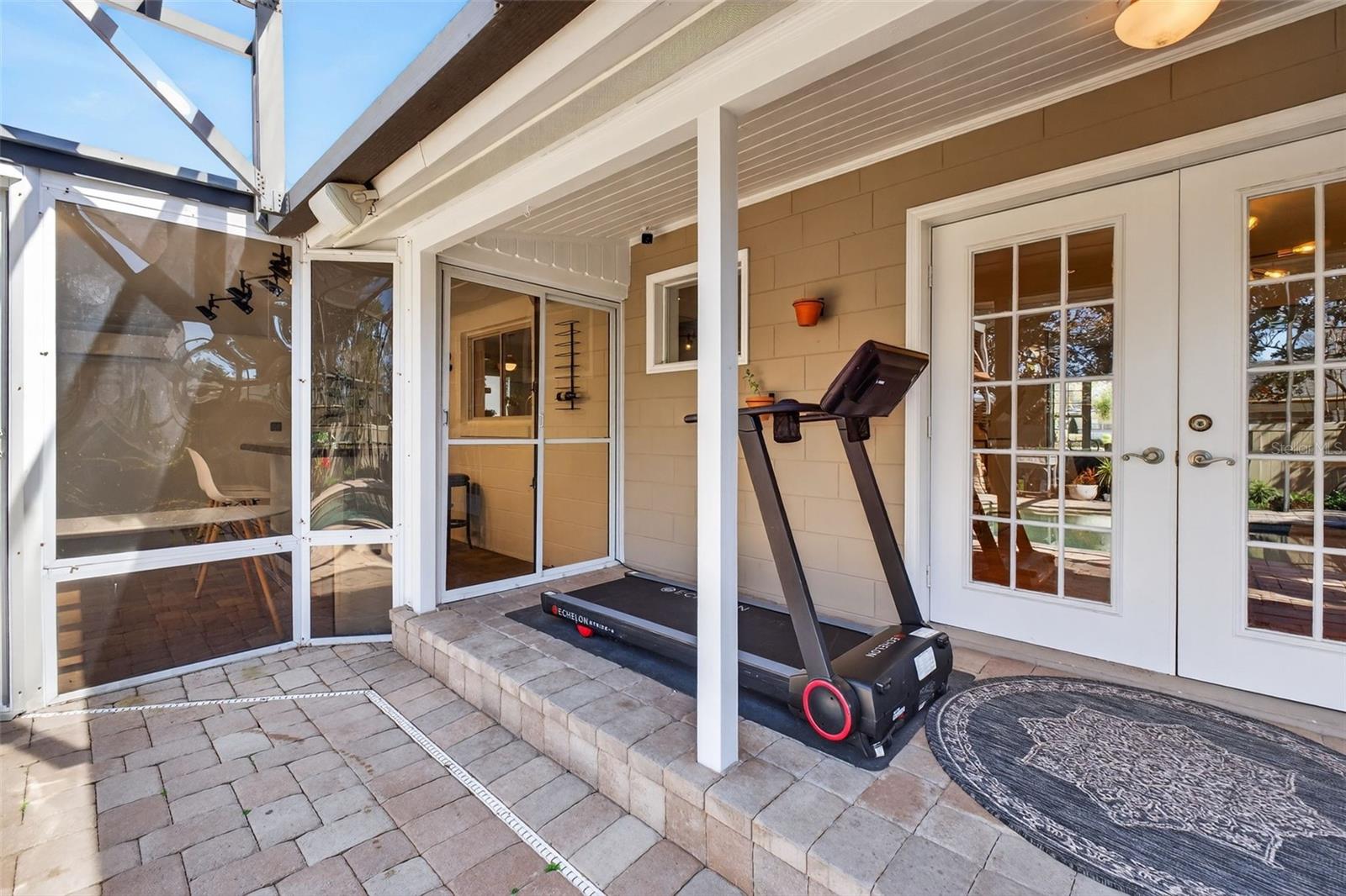 KENILWORTH SHORES SECTION FOUR Y/71 LOT 21 BLK B - Residential