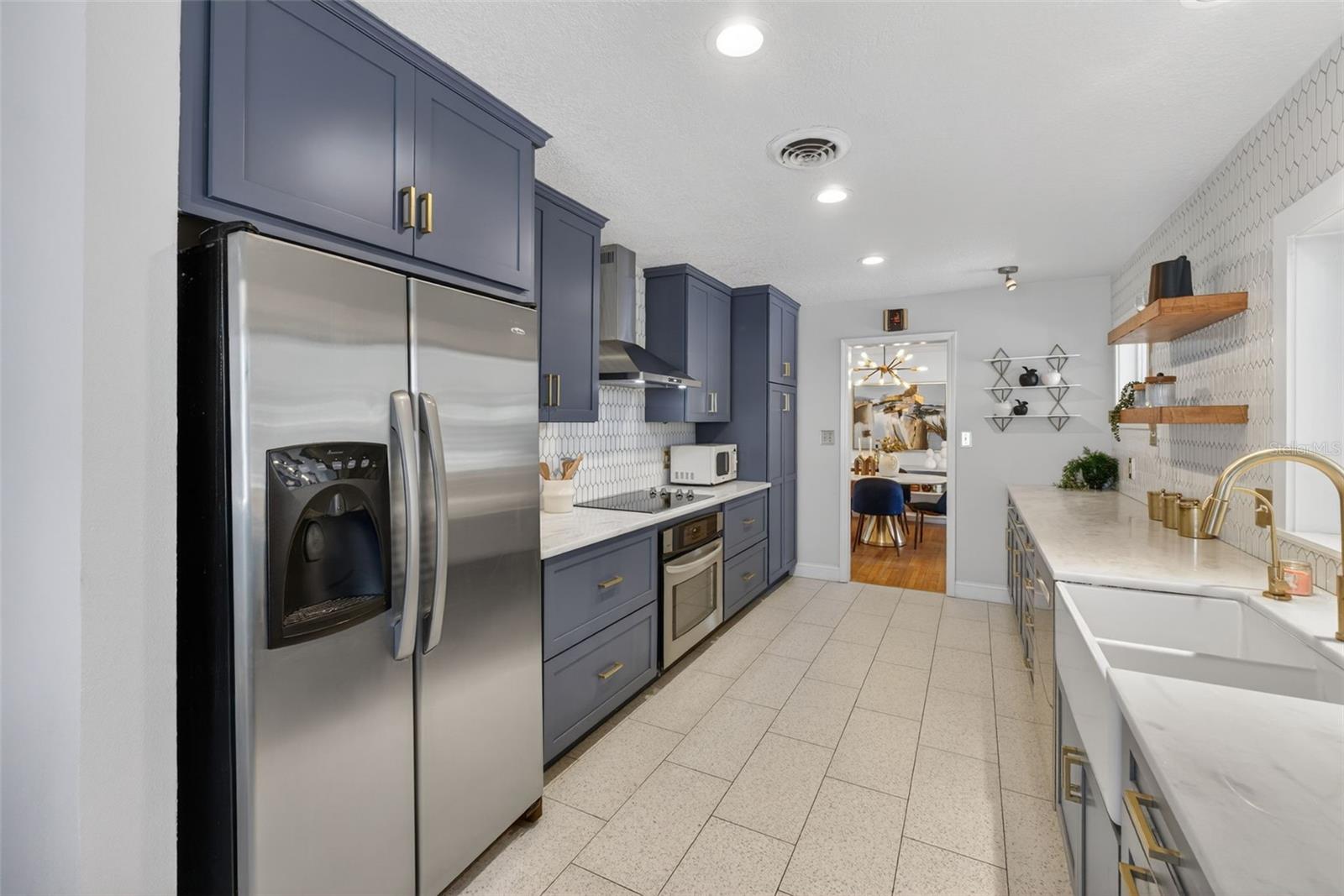 KENILWORTH SHORES SECTION FOUR Y/71 LOT 21 BLK B - Residential