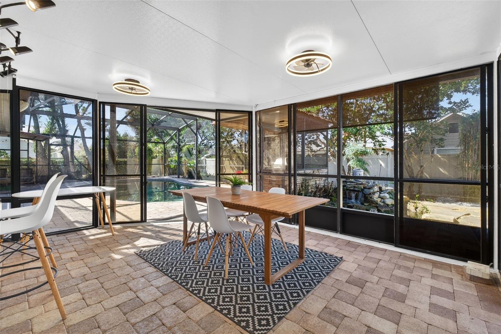 KENILWORTH SHORES SECTION FOUR Y/71 LOT 21 BLK B - Residential