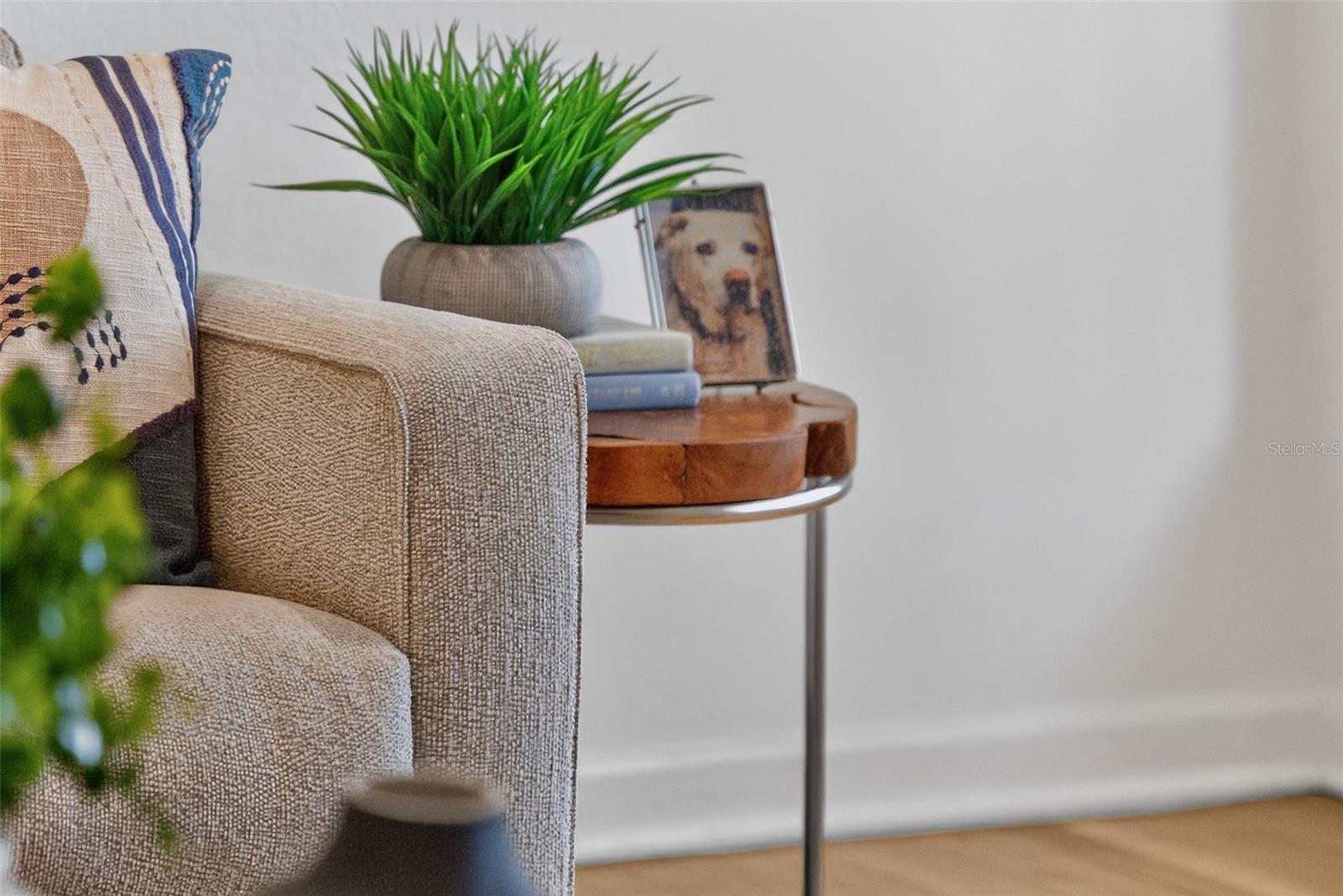 KENILWORTH SHORES SECTION FOUR Y/71 LOT 21 BLK B - Residential