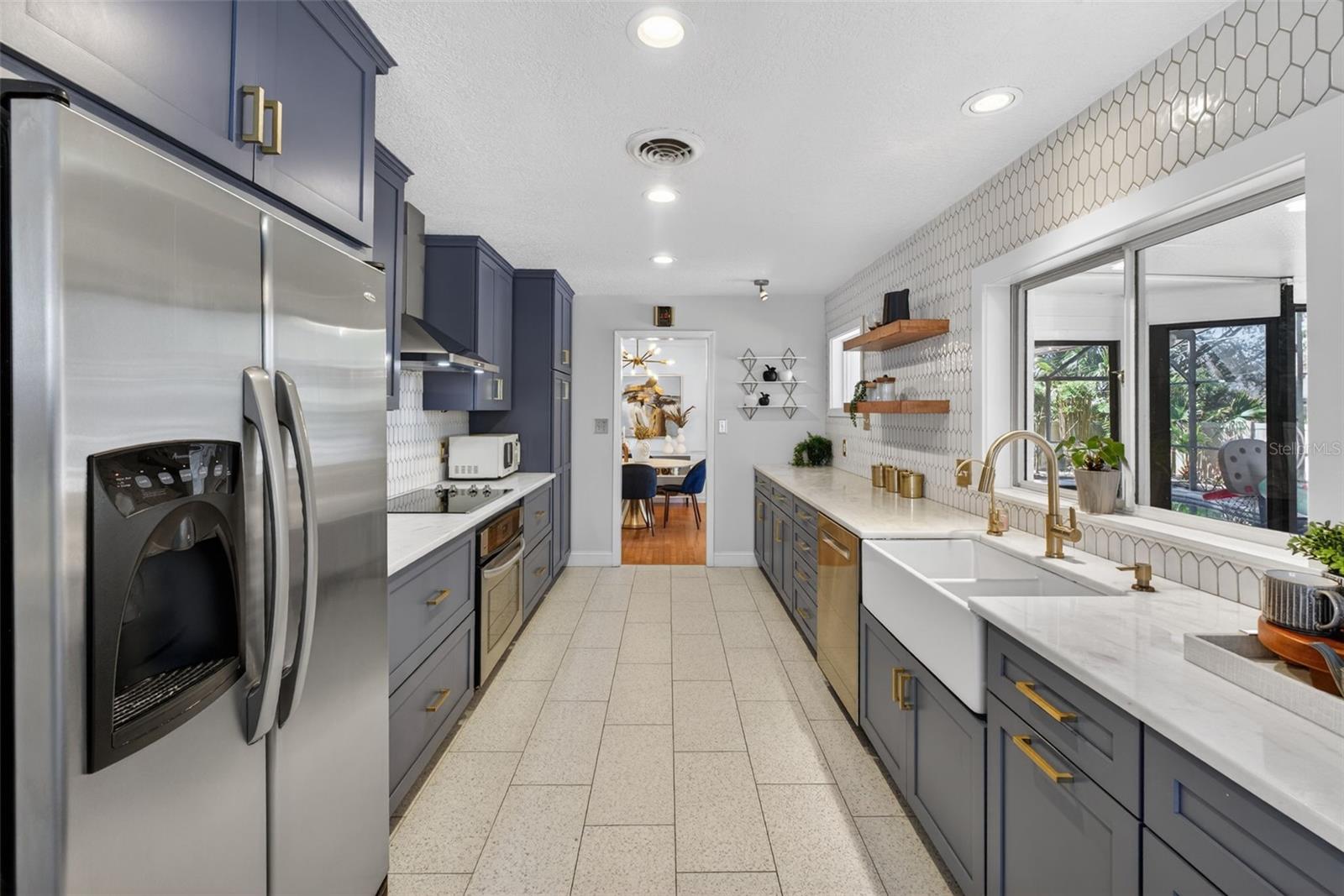 KENILWORTH SHORES SECTION FOUR Y/71 LOT 21 BLK B - Residential