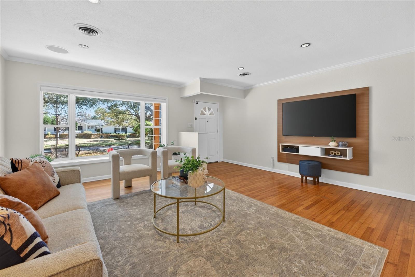 KENILWORTH SHORES SECTION FOUR Y/71 LOT 21 BLK B - Residential