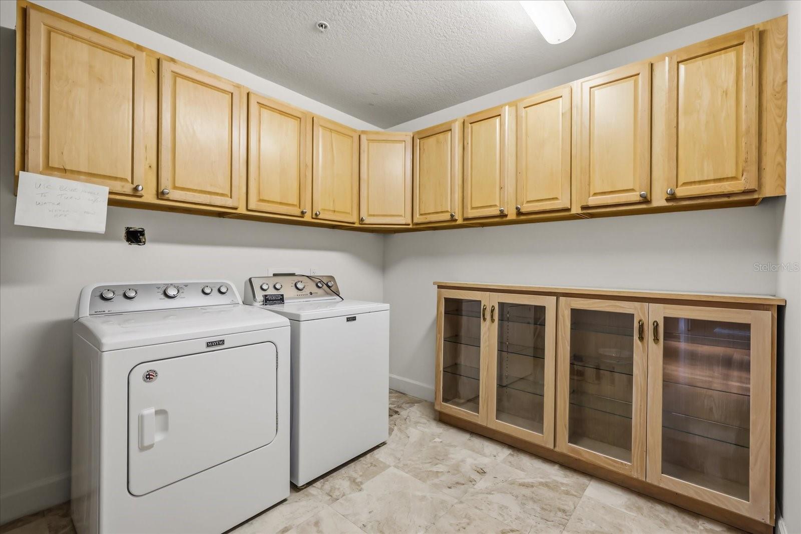 SANCTUARY DOWNTOWN CONDO - Residential