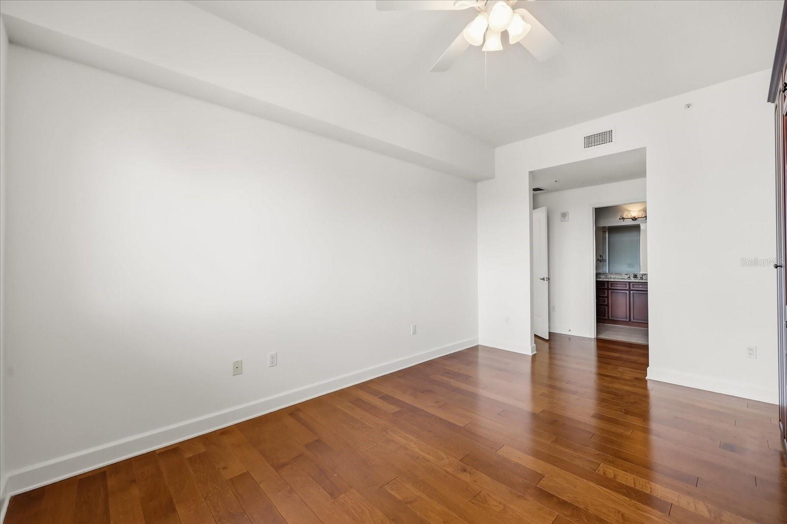 SANCTUARY DOWNTOWN CONDO - Residential