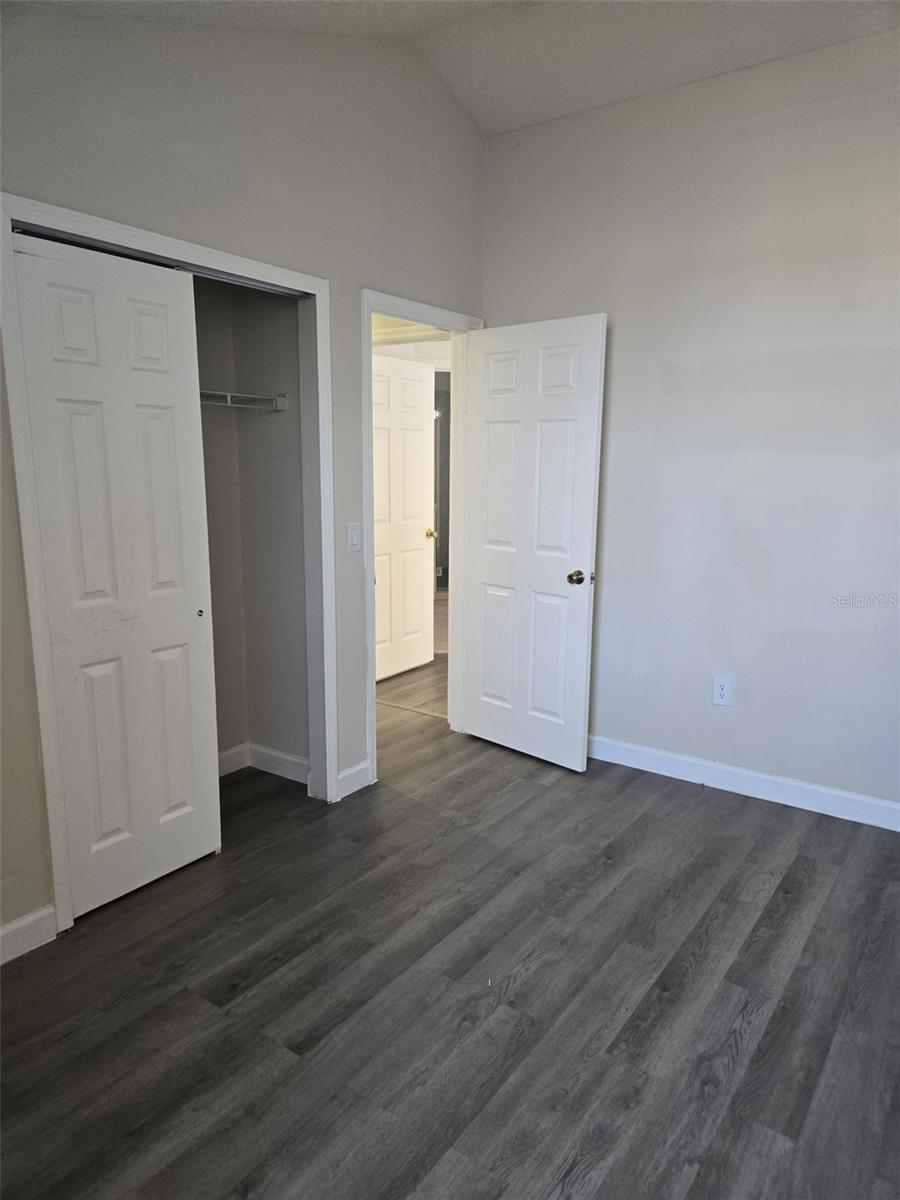 ISLAND WALK 49 71 - Residential Lease