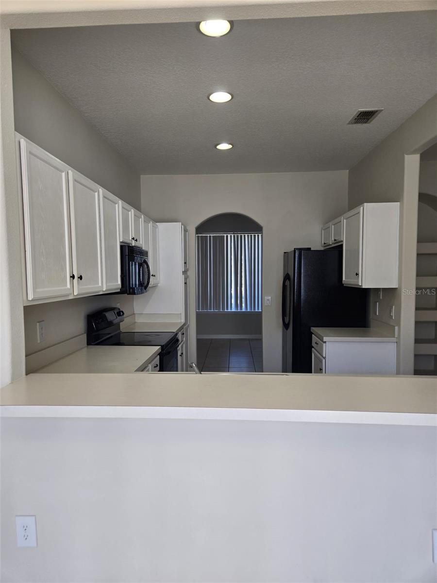 ISLAND WALK 49 71 - Residential Lease