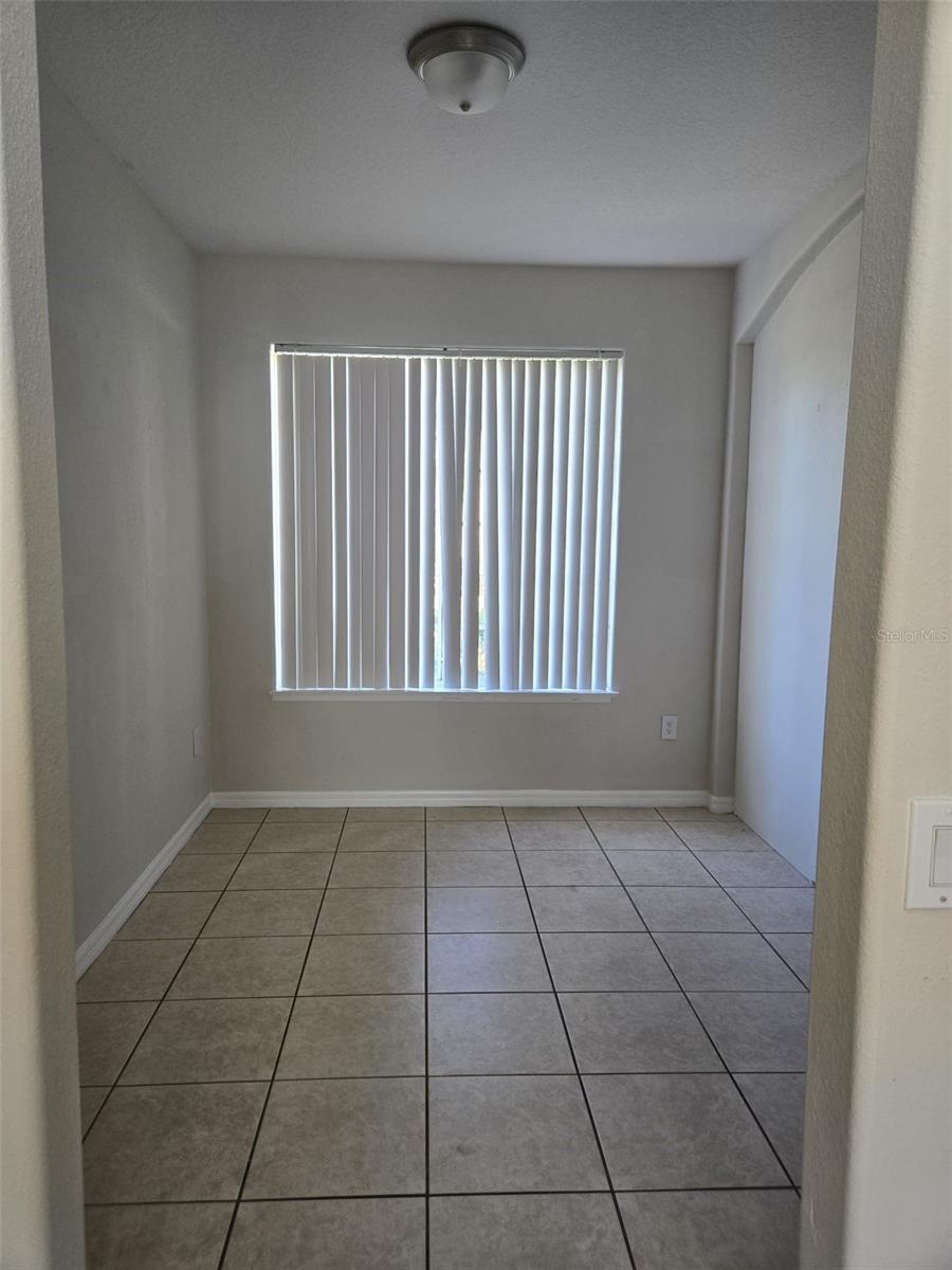 ISLAND WALK 49 71 - Residential Lease