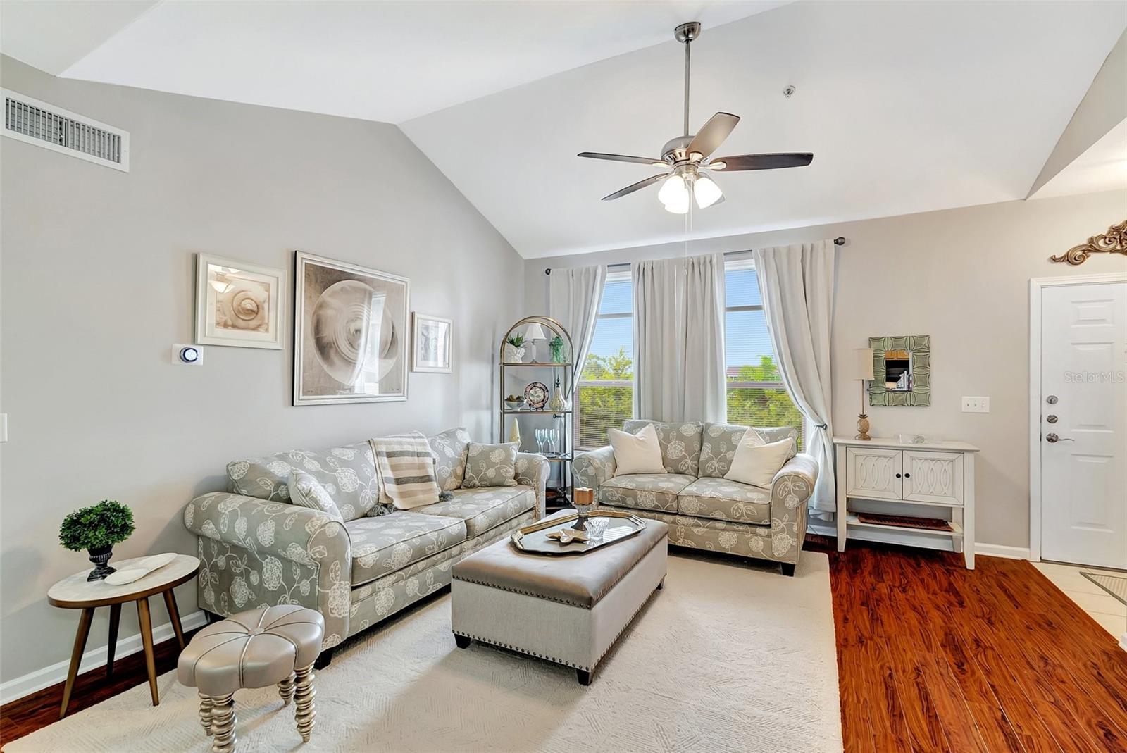 THE PALMS OF CORTEZ - Residential Lease